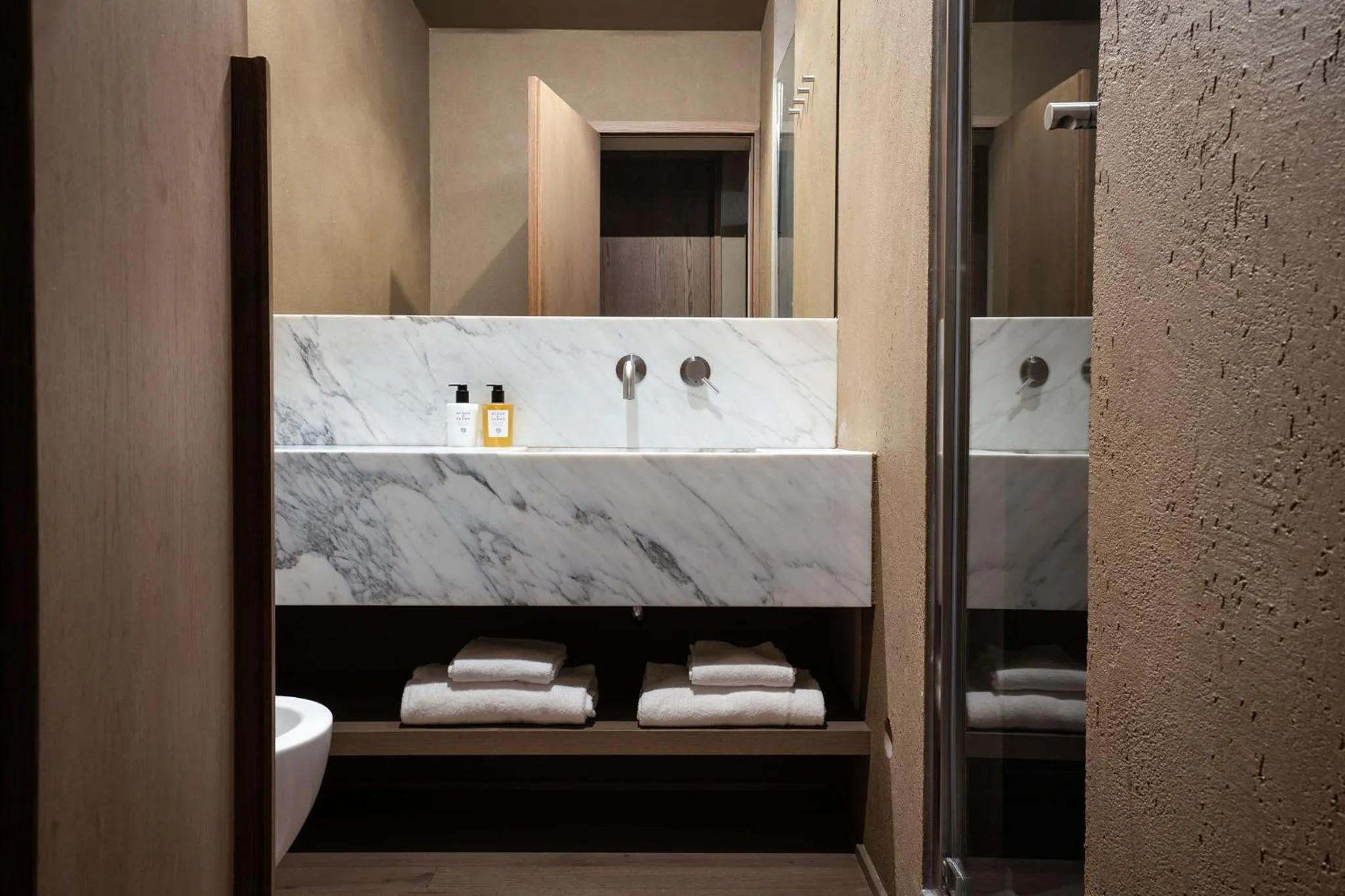 Bathroom in Hotel dei Barbieri