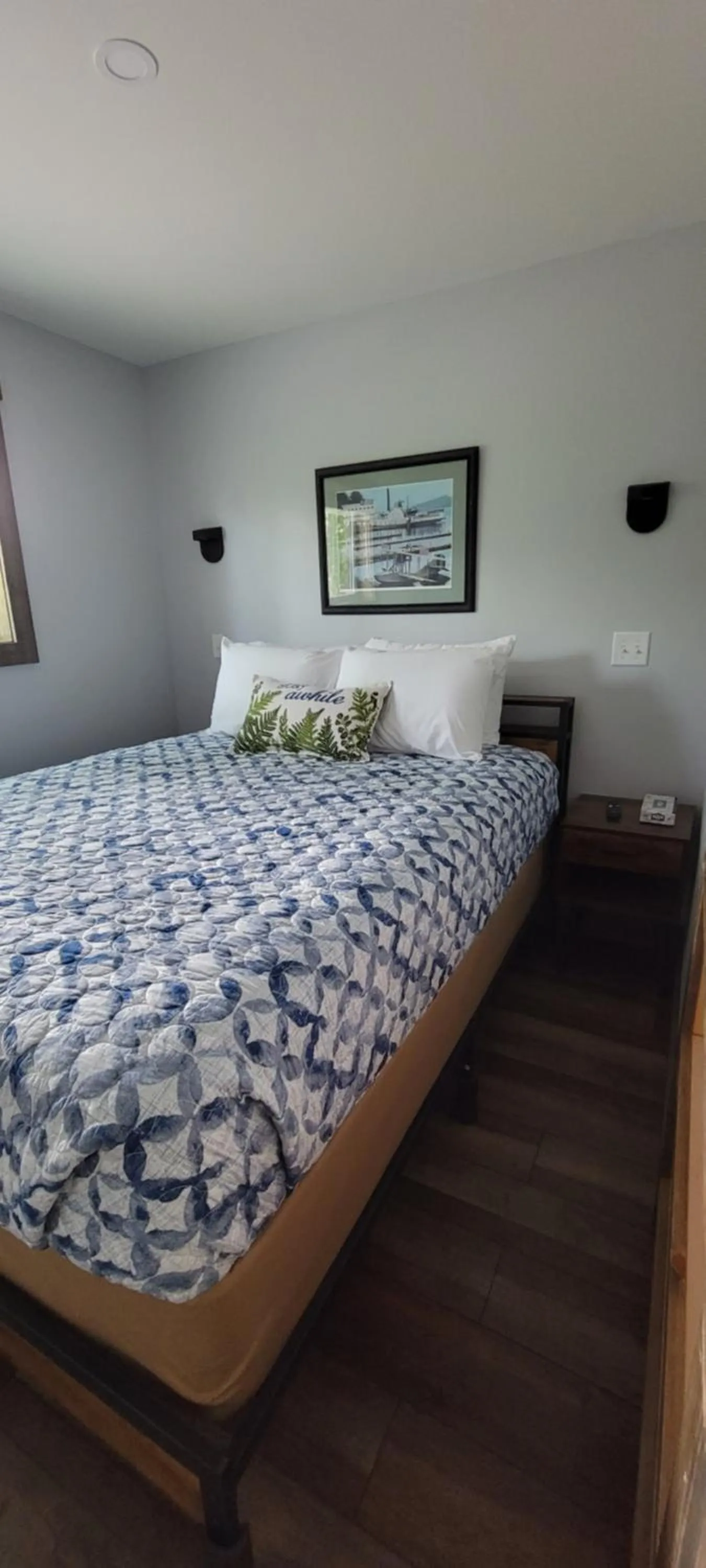 Bed in Grand View Resort