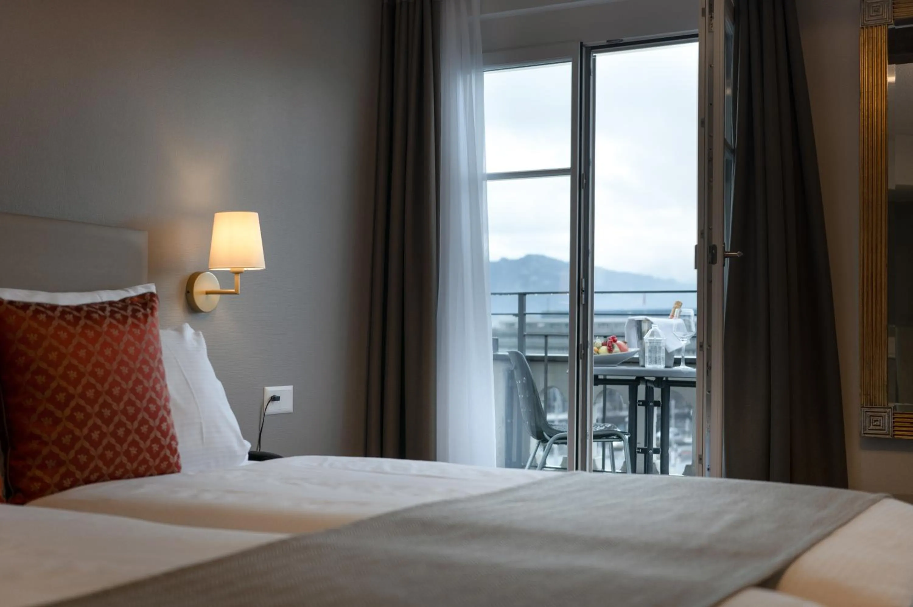 Bed in Hotel Des Alpes