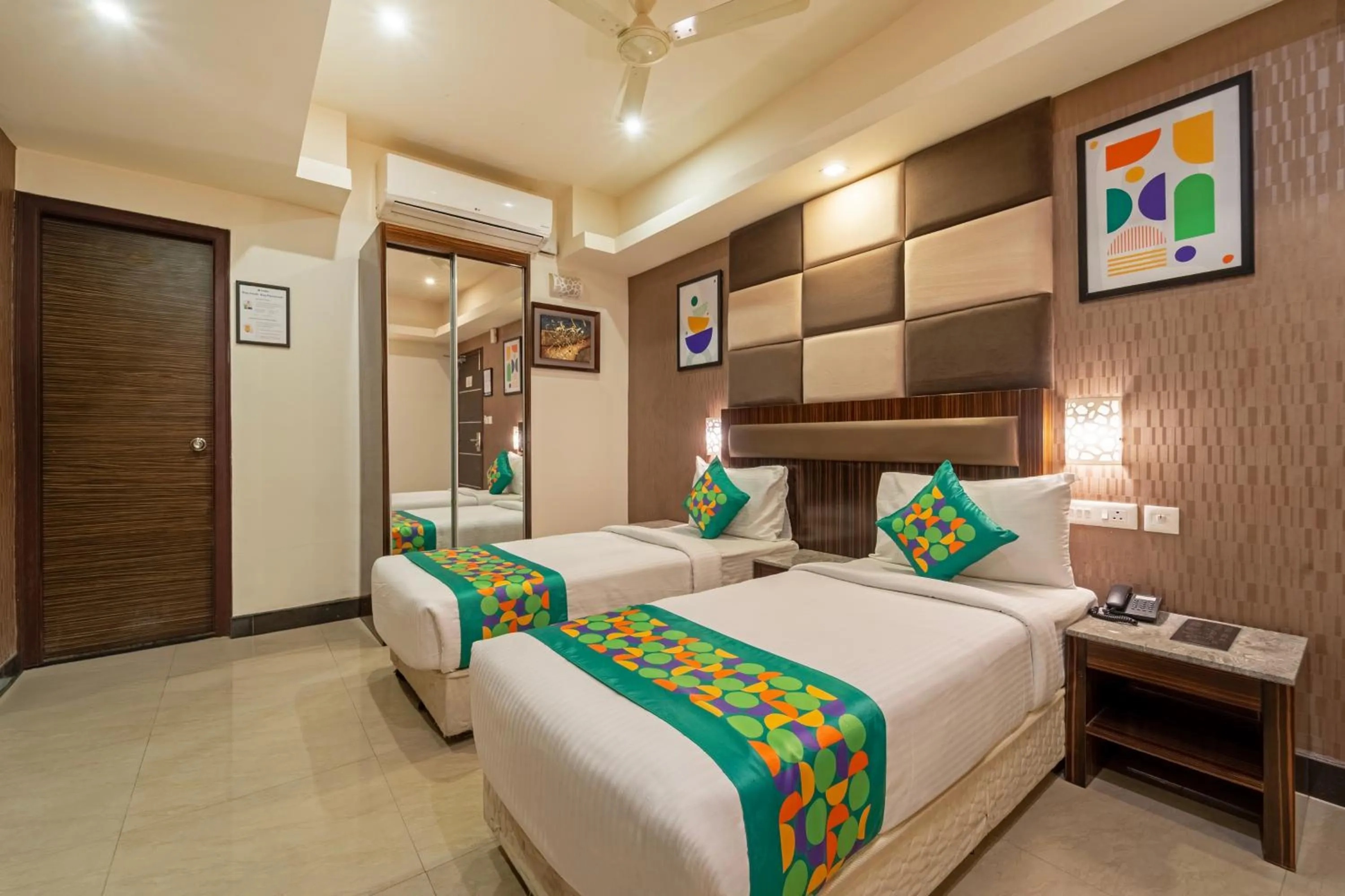 Bedroom, Bed in Treebo Venition Inn