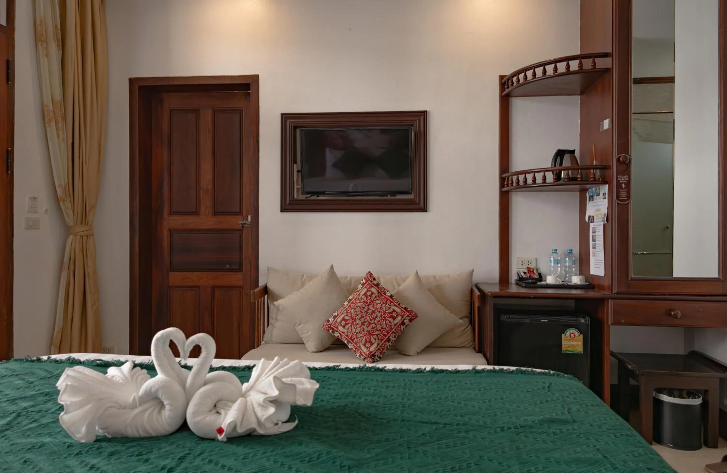 Photo of the whole room, Bed in Jasmine Luangprabang Hotel