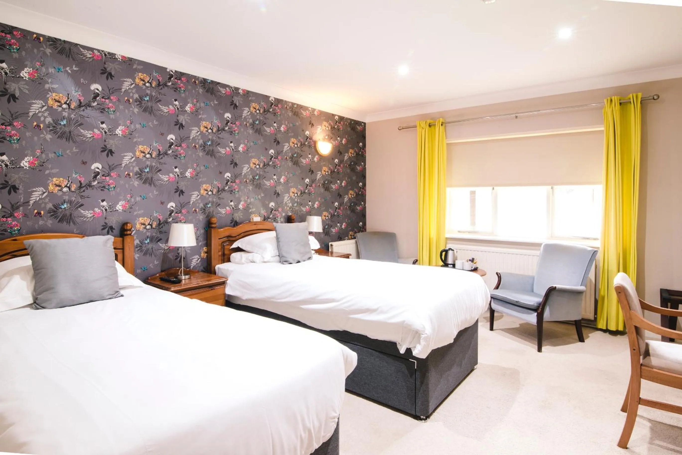 Property building, Bed in Cricklade House Hotel, Sure Hotel Collection by Best Western