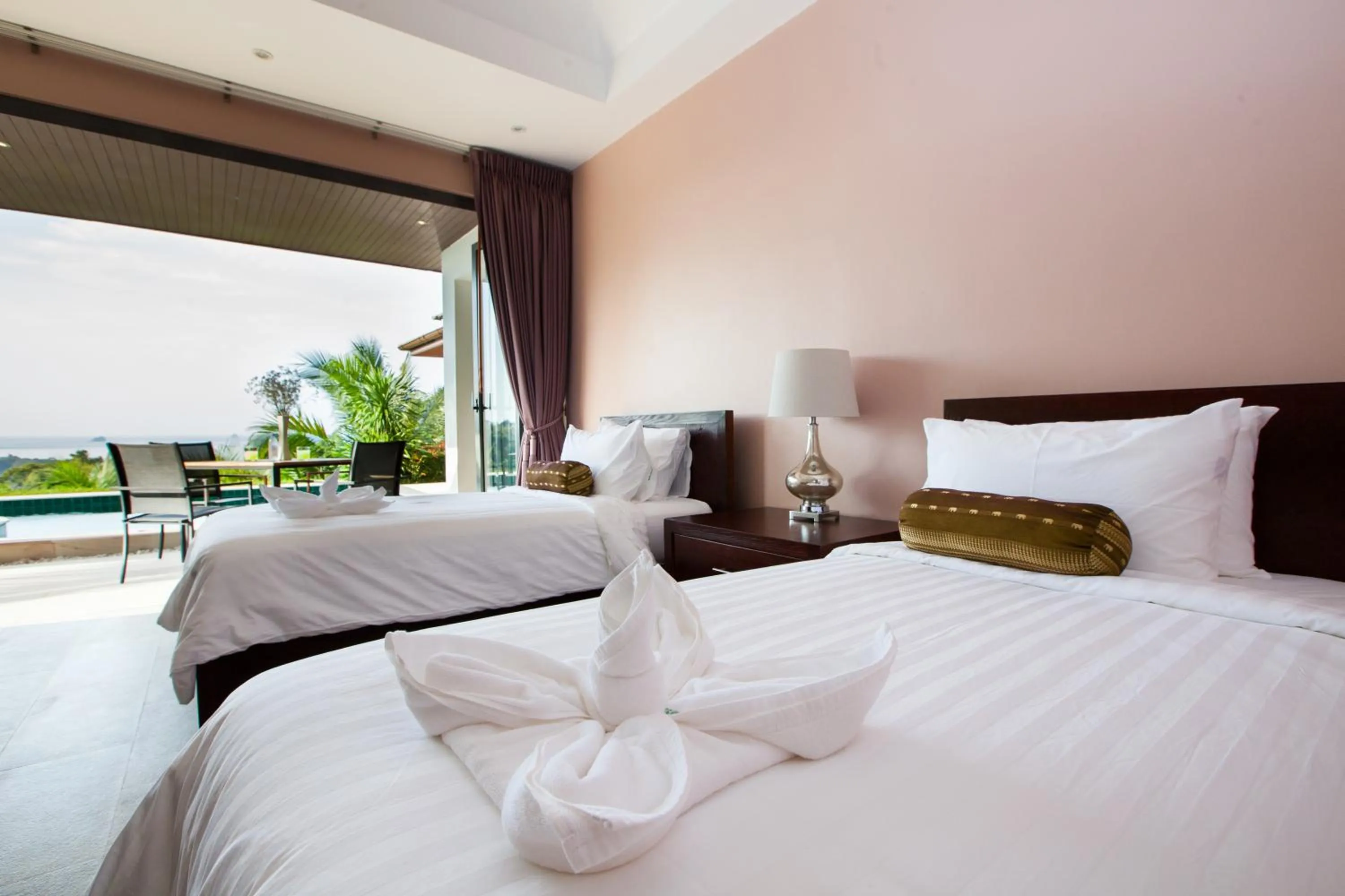 Property building, Bed in Baan Phukhao