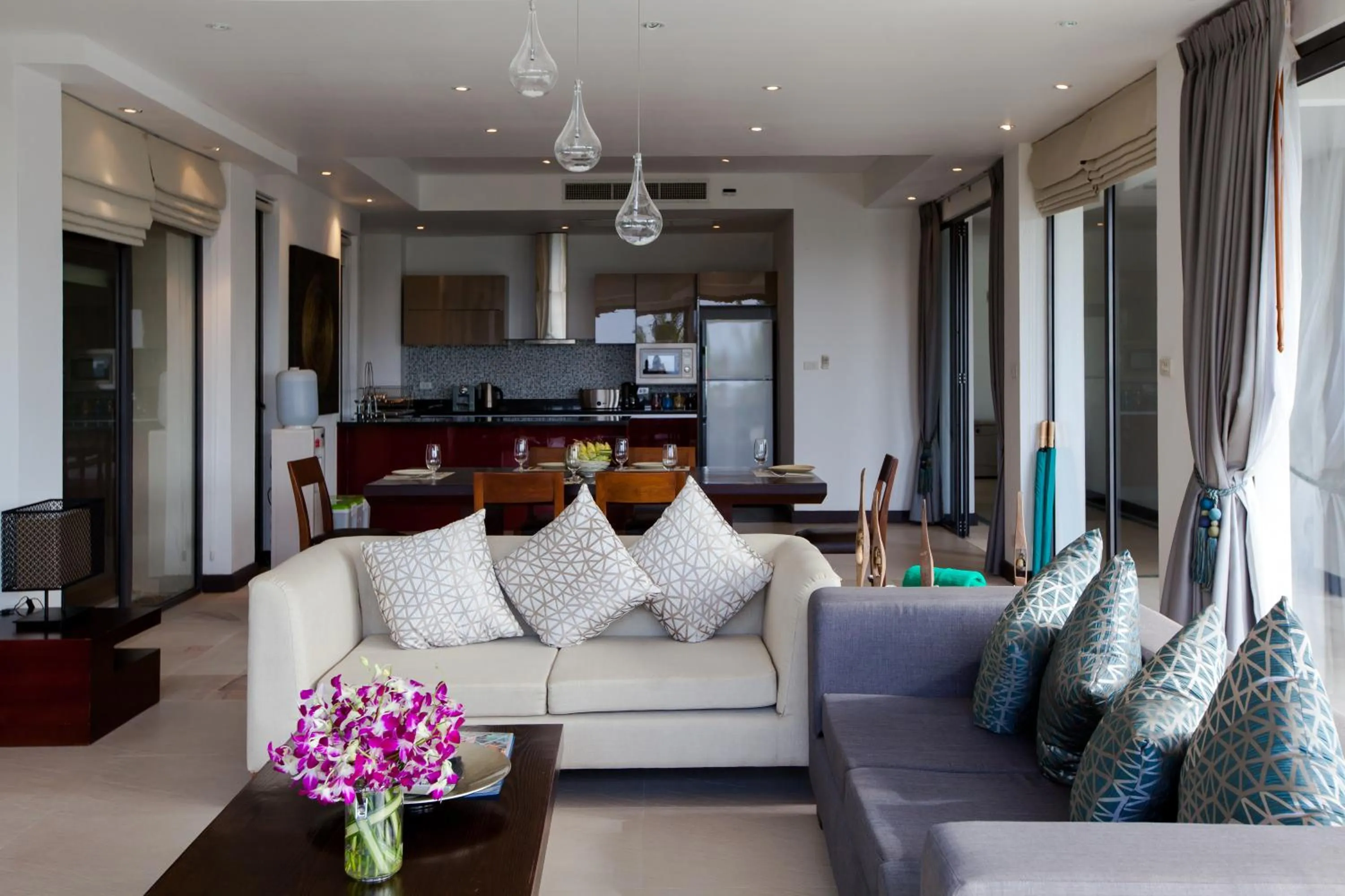 Communal lounge/ TV room in Baan Phukhao