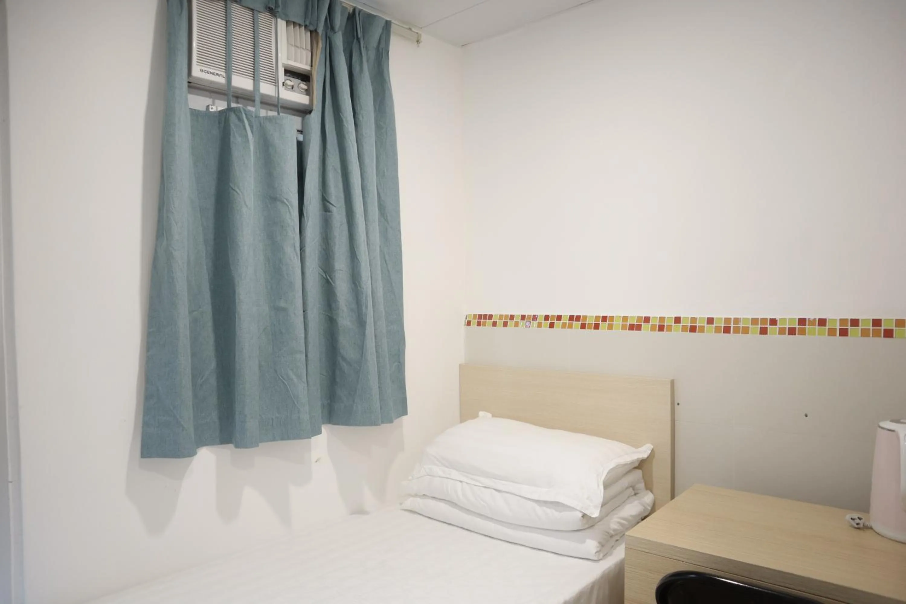 Bed in Hoi To Hostel