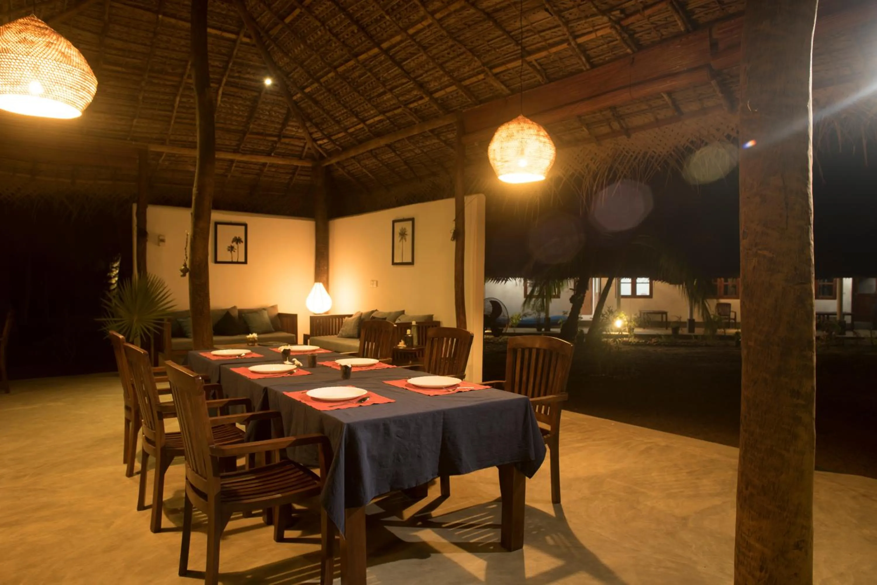 Restaurant/places to eat in Anawasal