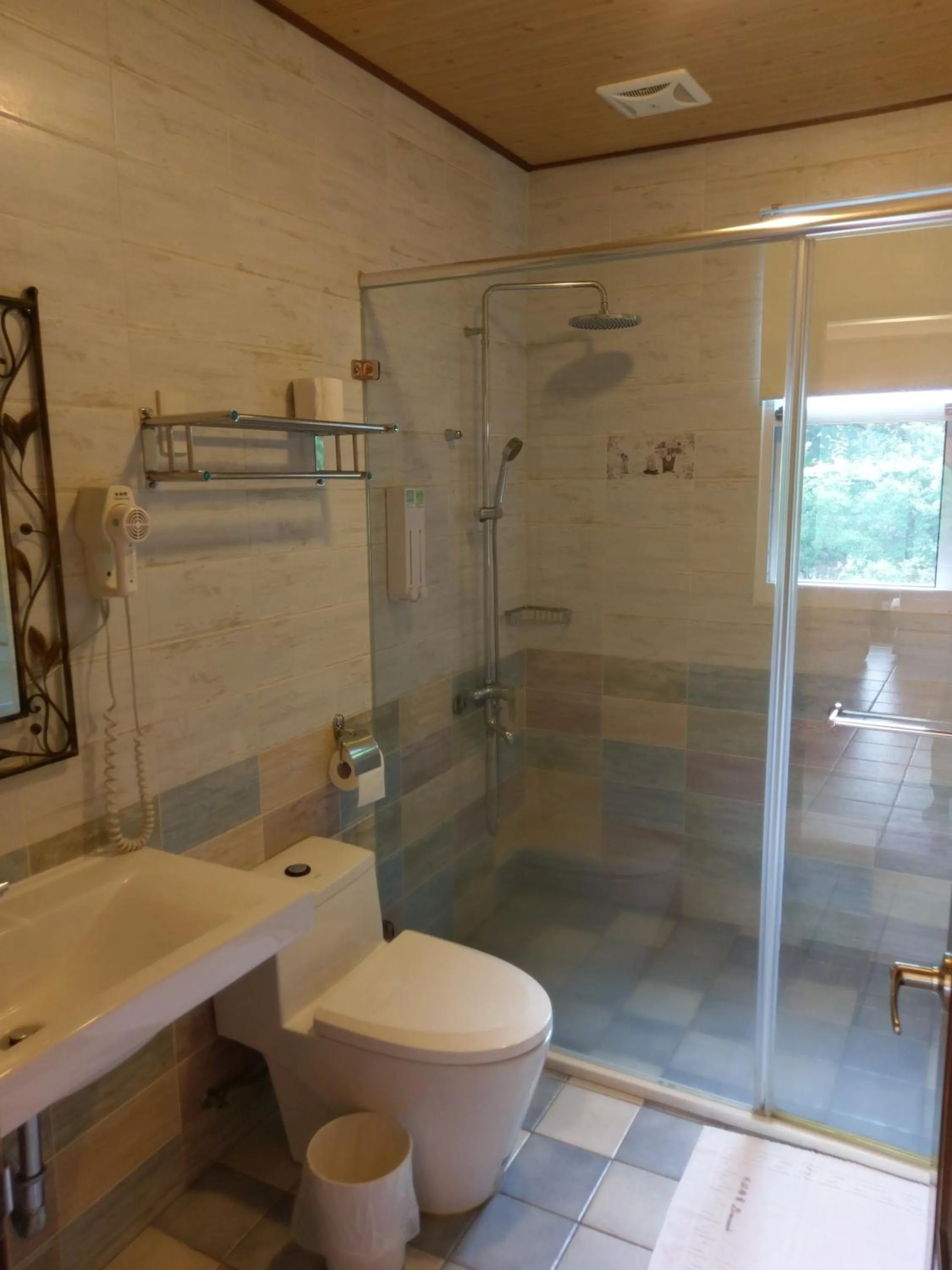 Shower in Bramasole B&B