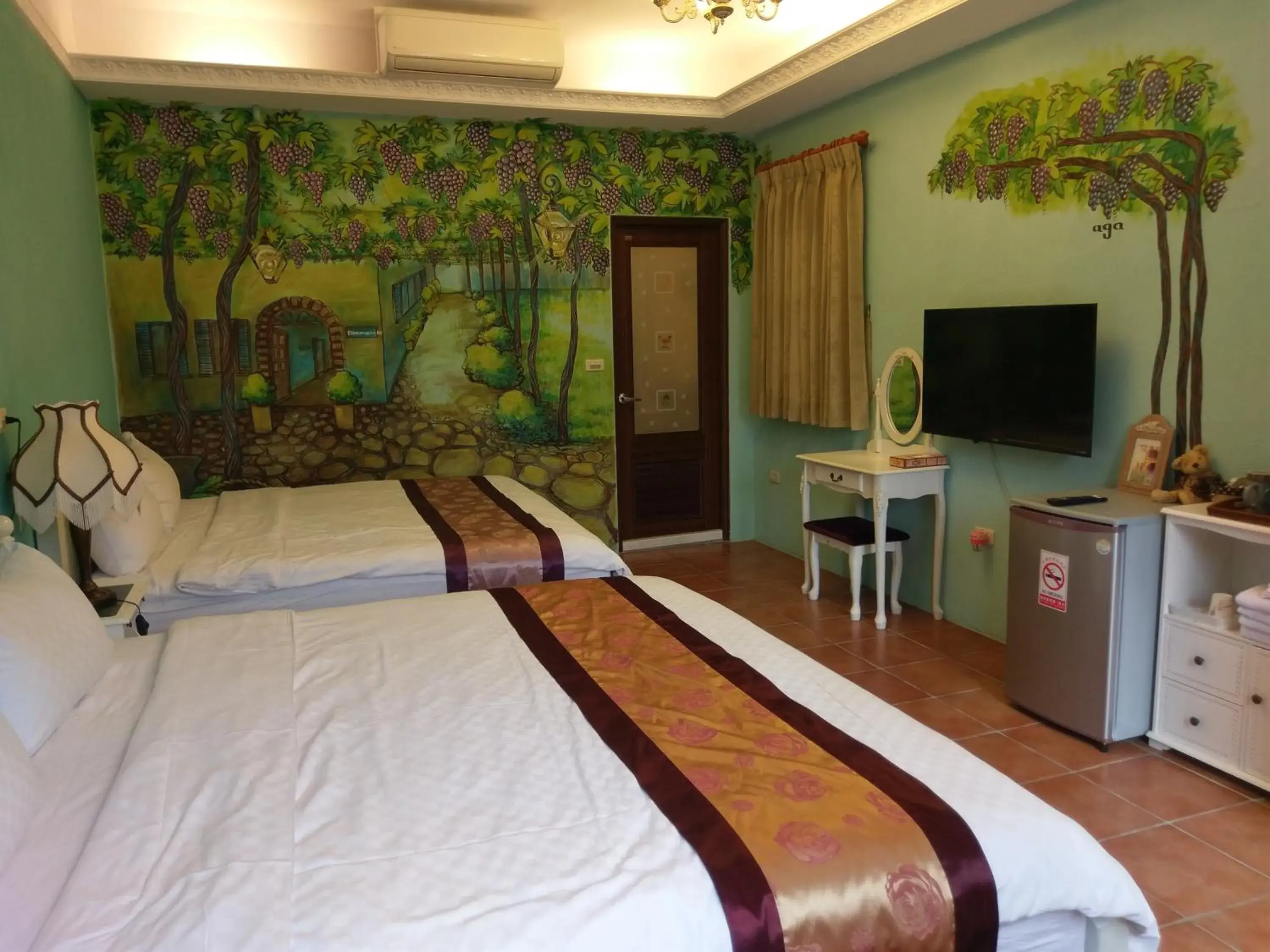 Standard Quadruple Room in Bramasole B&B Standard Quadruple Room in Bramasole B&B