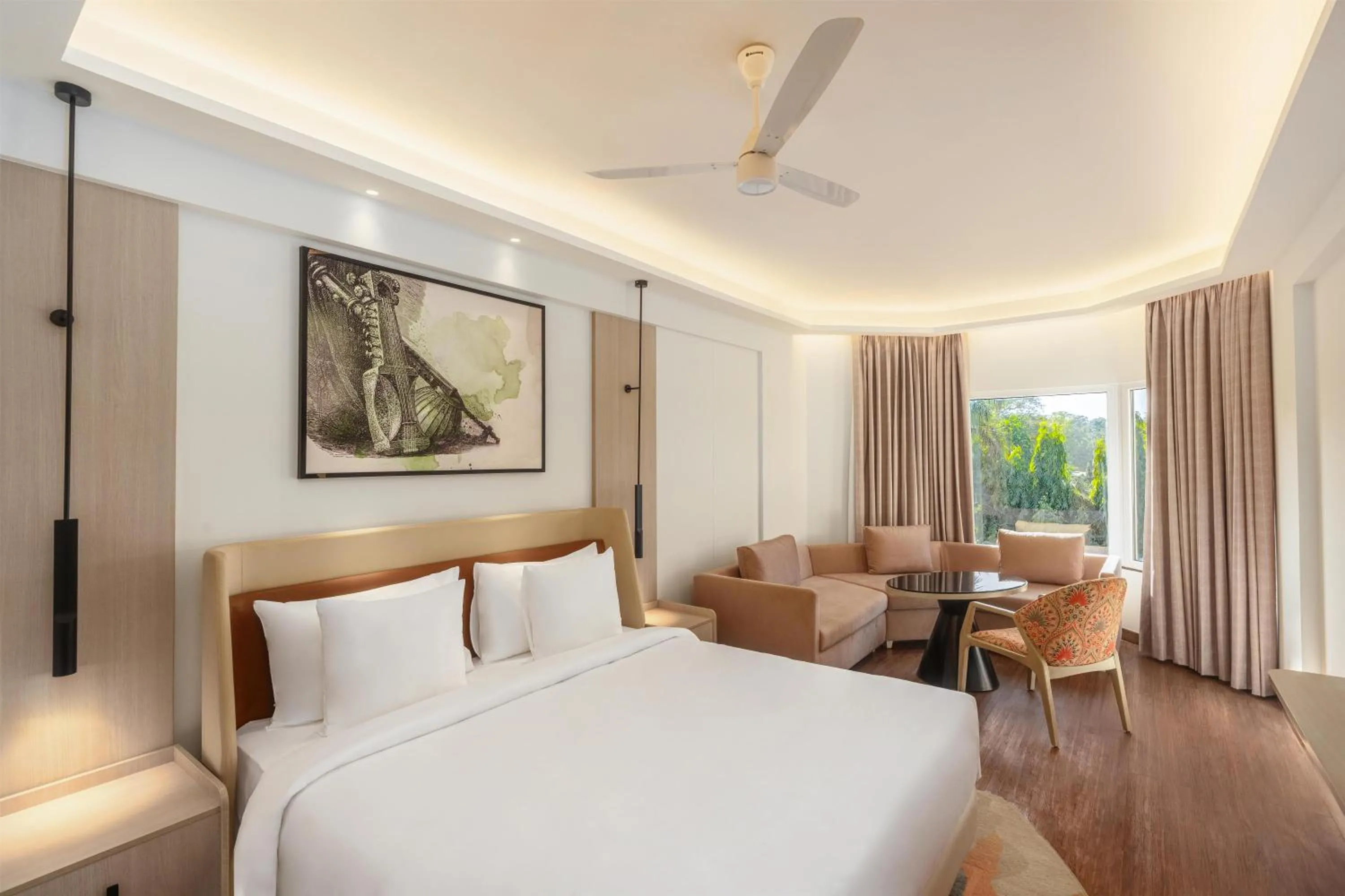 Bedroom, Bed in Hotel Gwalior Regency, a member of Radisson Individuals