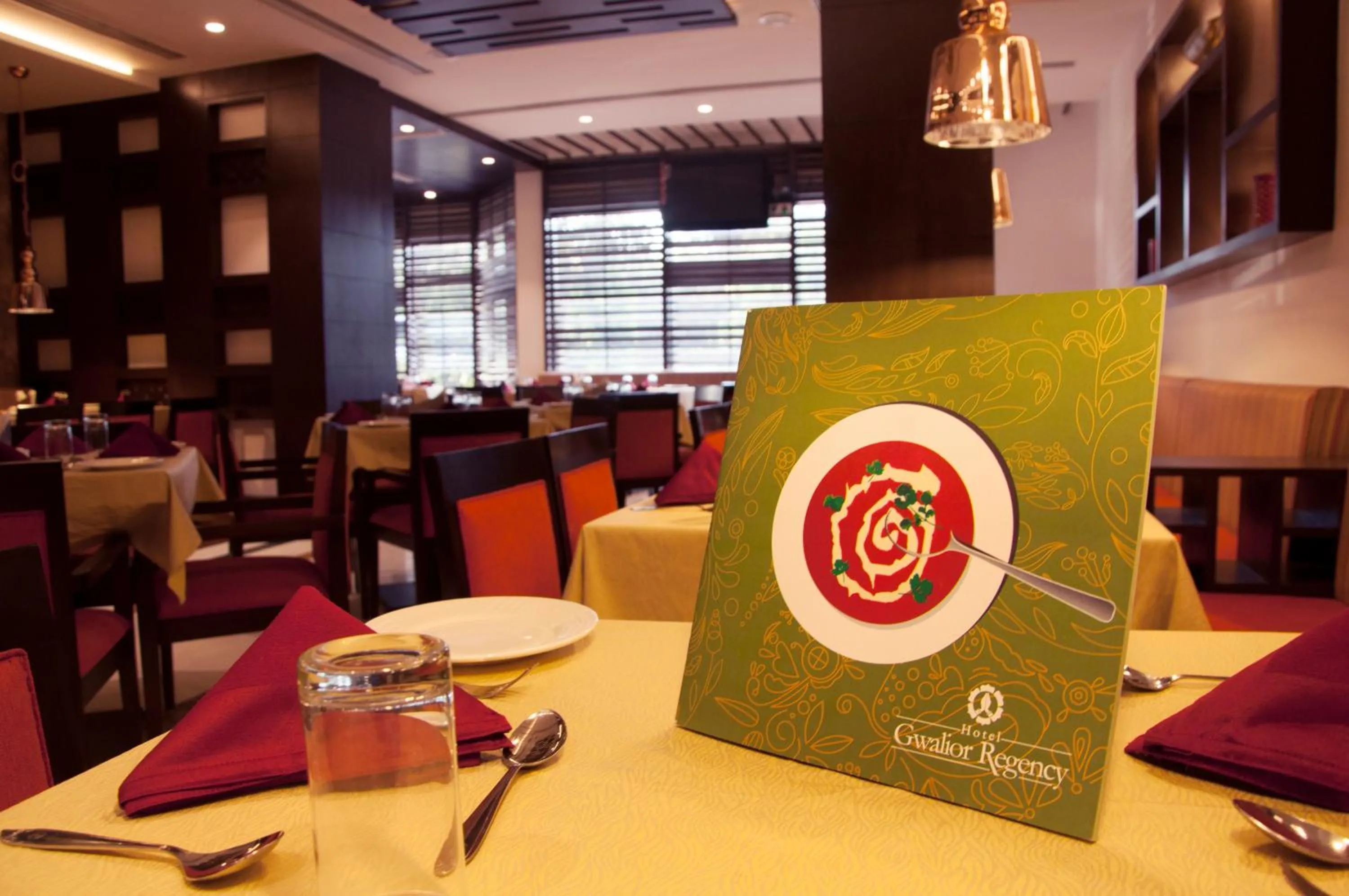 Restaurant/places to eat in Hotel Gwalior Regency