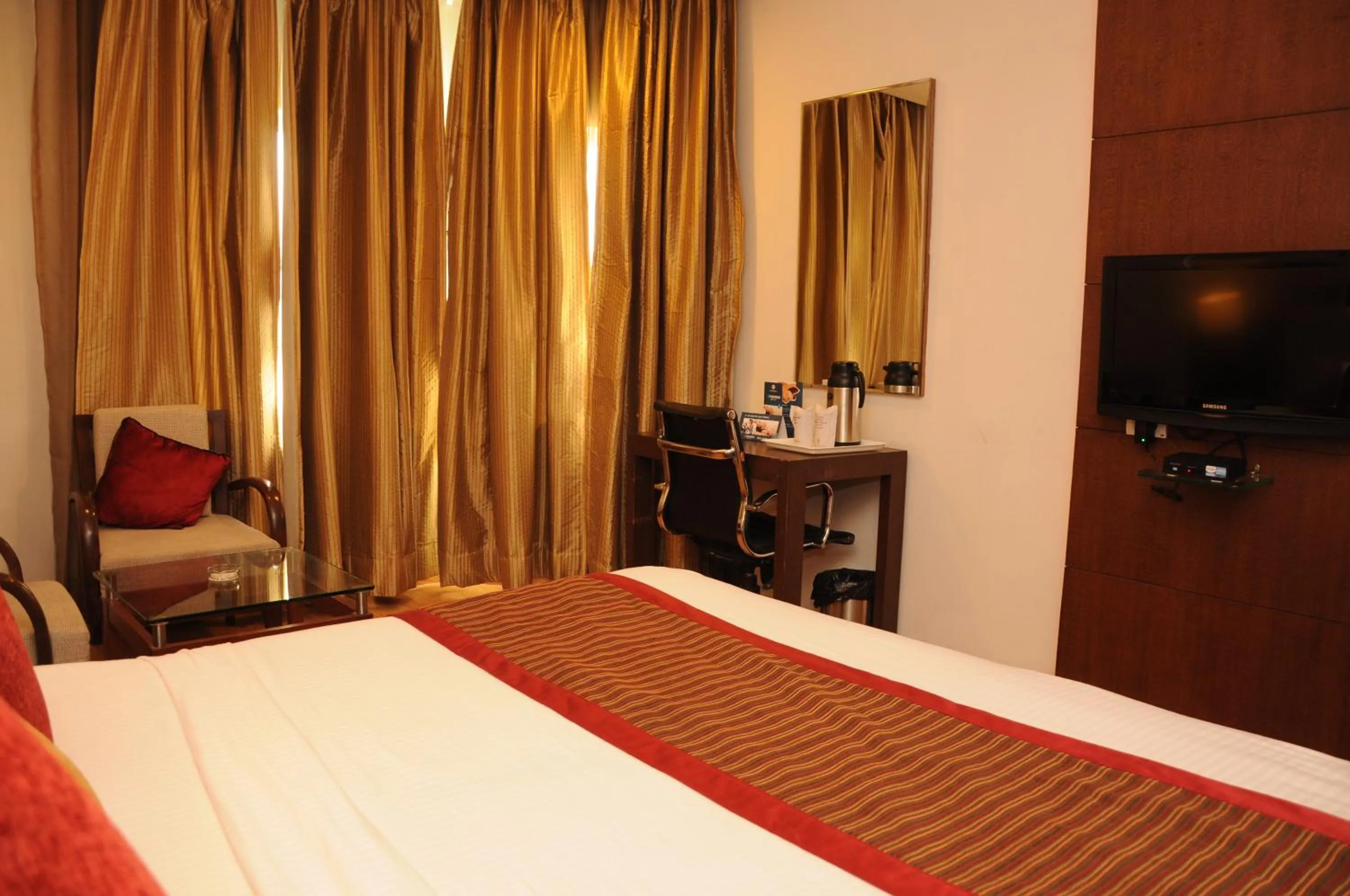 Photo of the whole room in Hotel Gwalior Regency