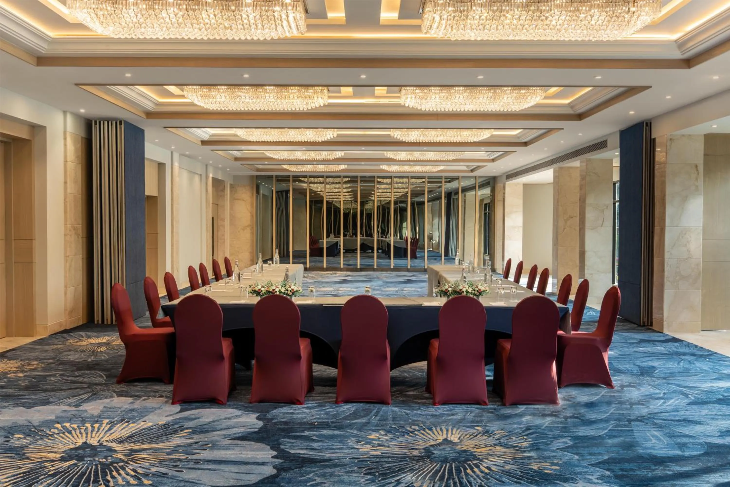 Restaurant/places to eat in Hotel Gwalior Regency, a member of Radisson Individuals