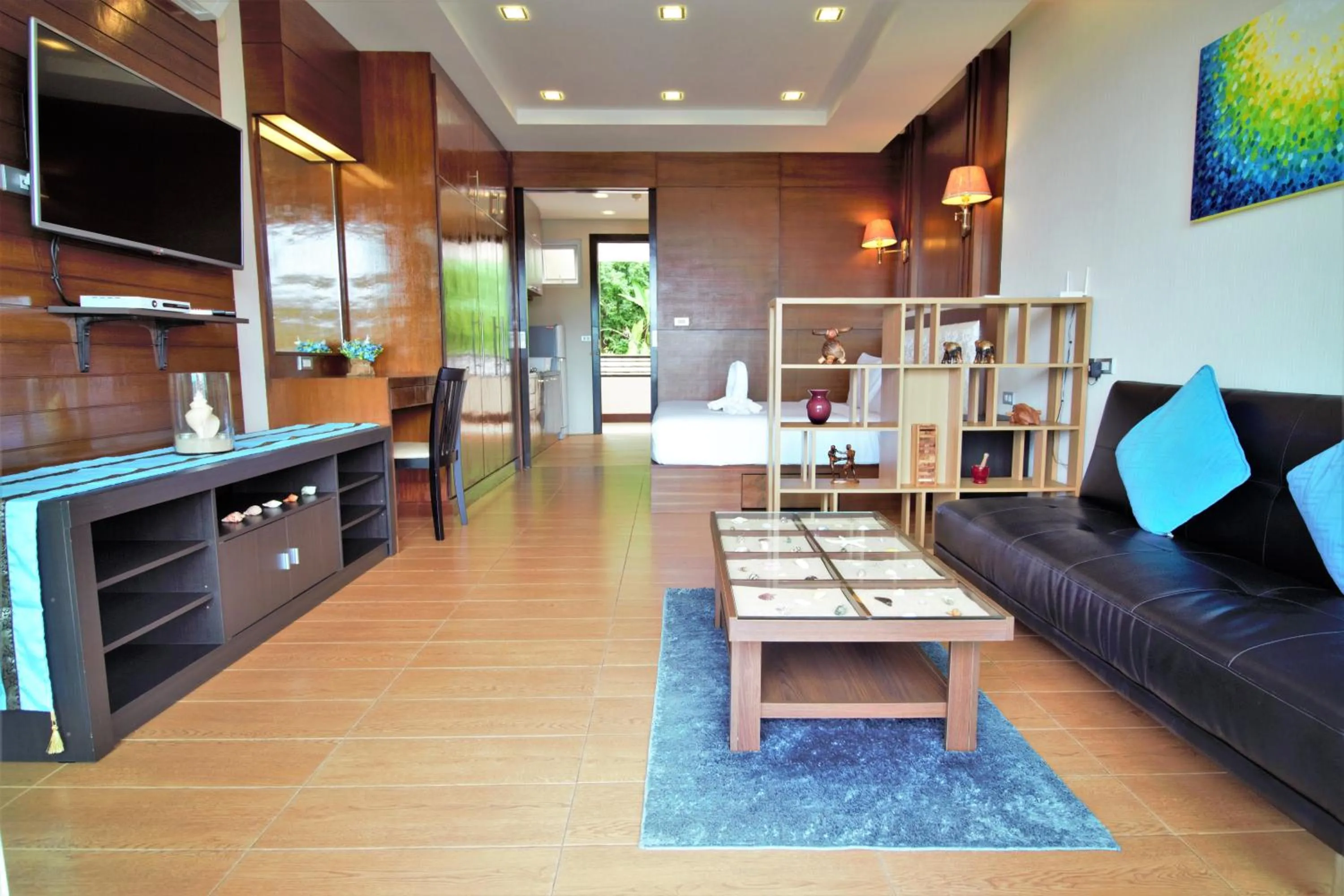 Photo of the whole room in Sea & Sky Karon Beach by PHR
