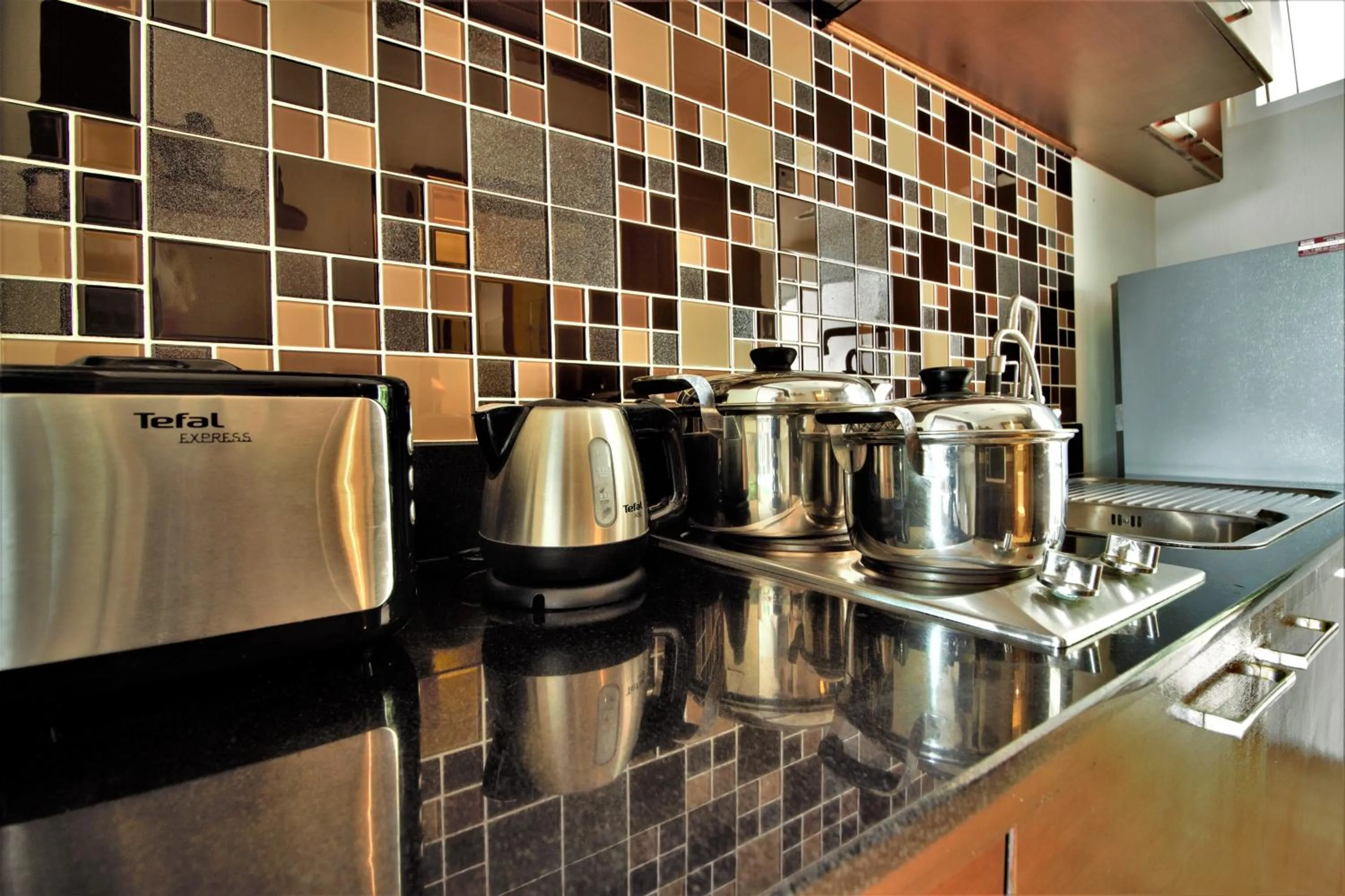 Kitchen or kitchenette, Kitchen/Kitchenette in Sea & Sky Karon Beach by PHR