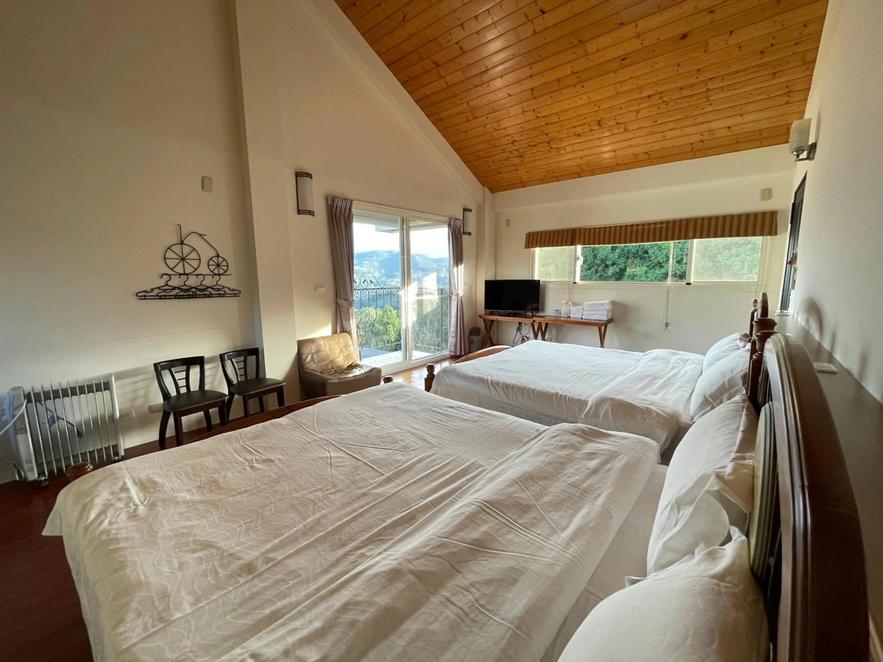 Bed in View on View B&B