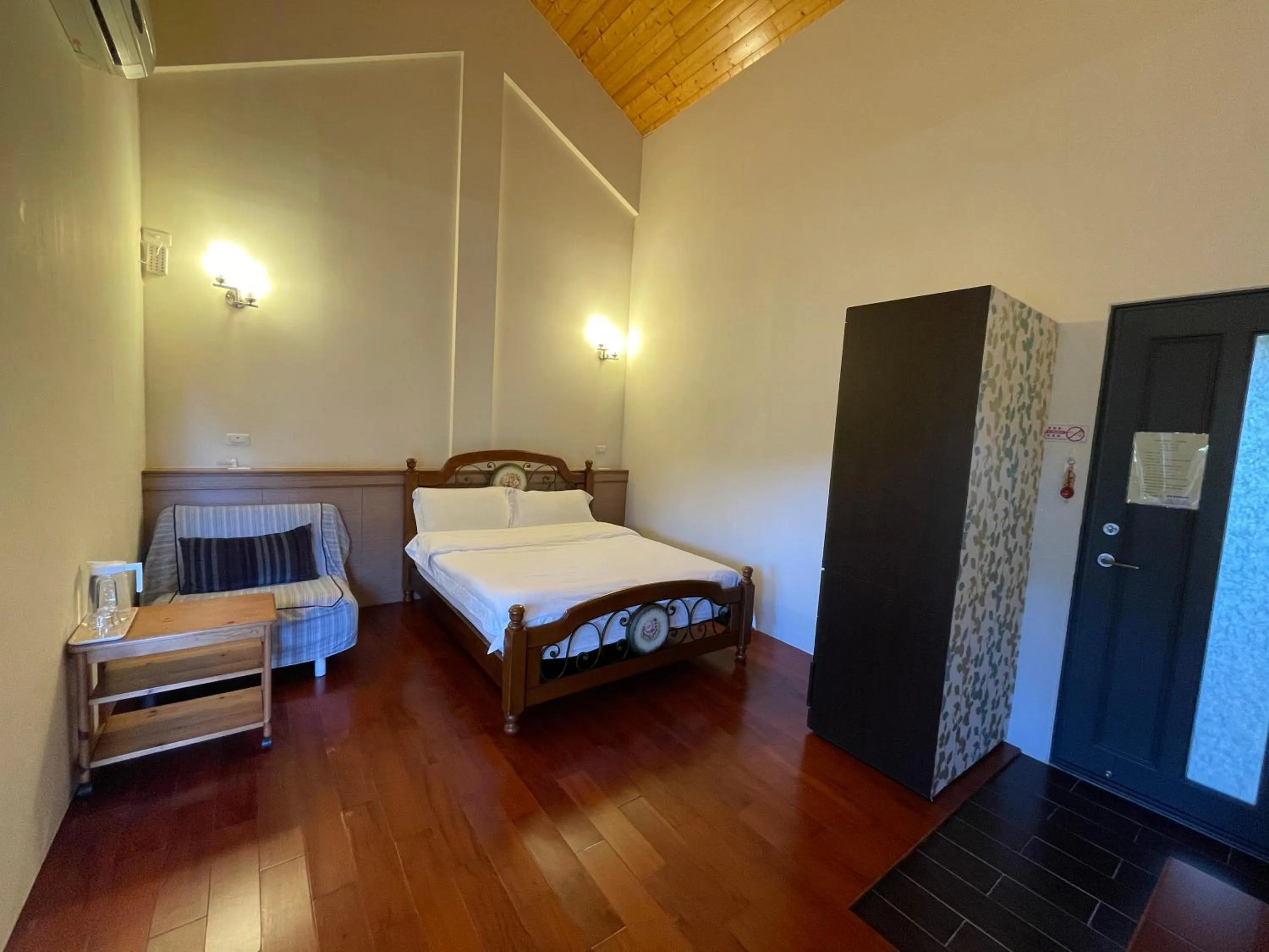 Bed in View on View B&B