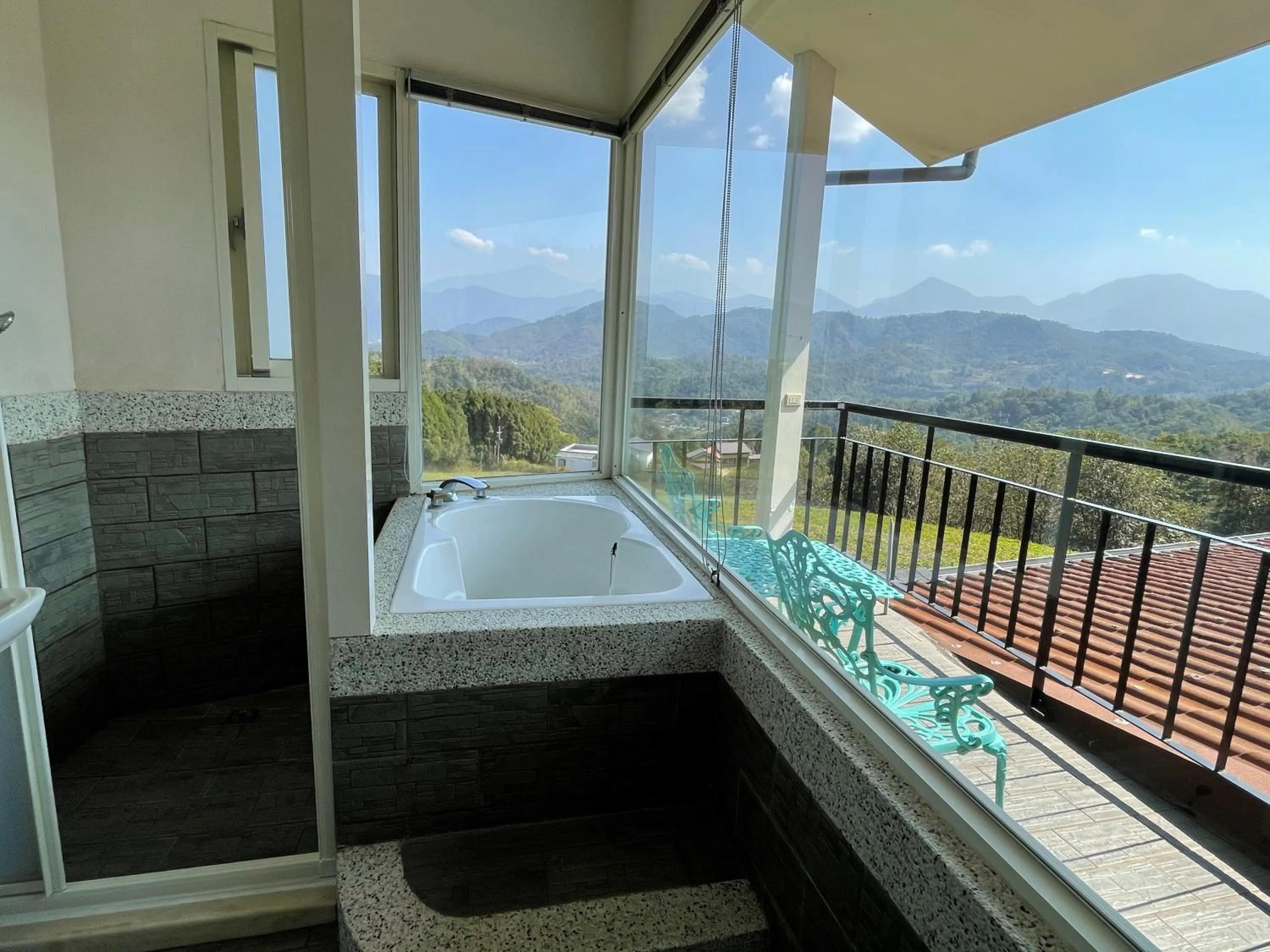 Bed in View on View B&B