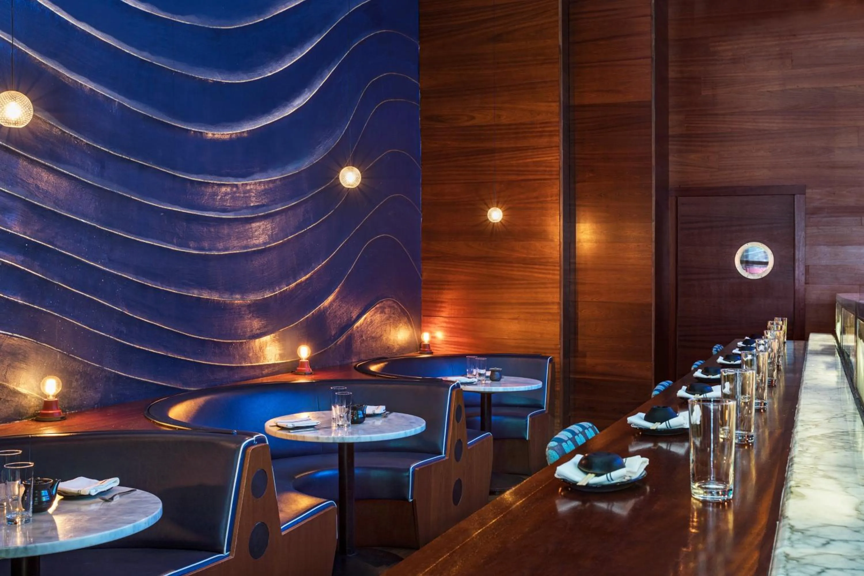 Restaurant/places to eat in W New York - Times Square