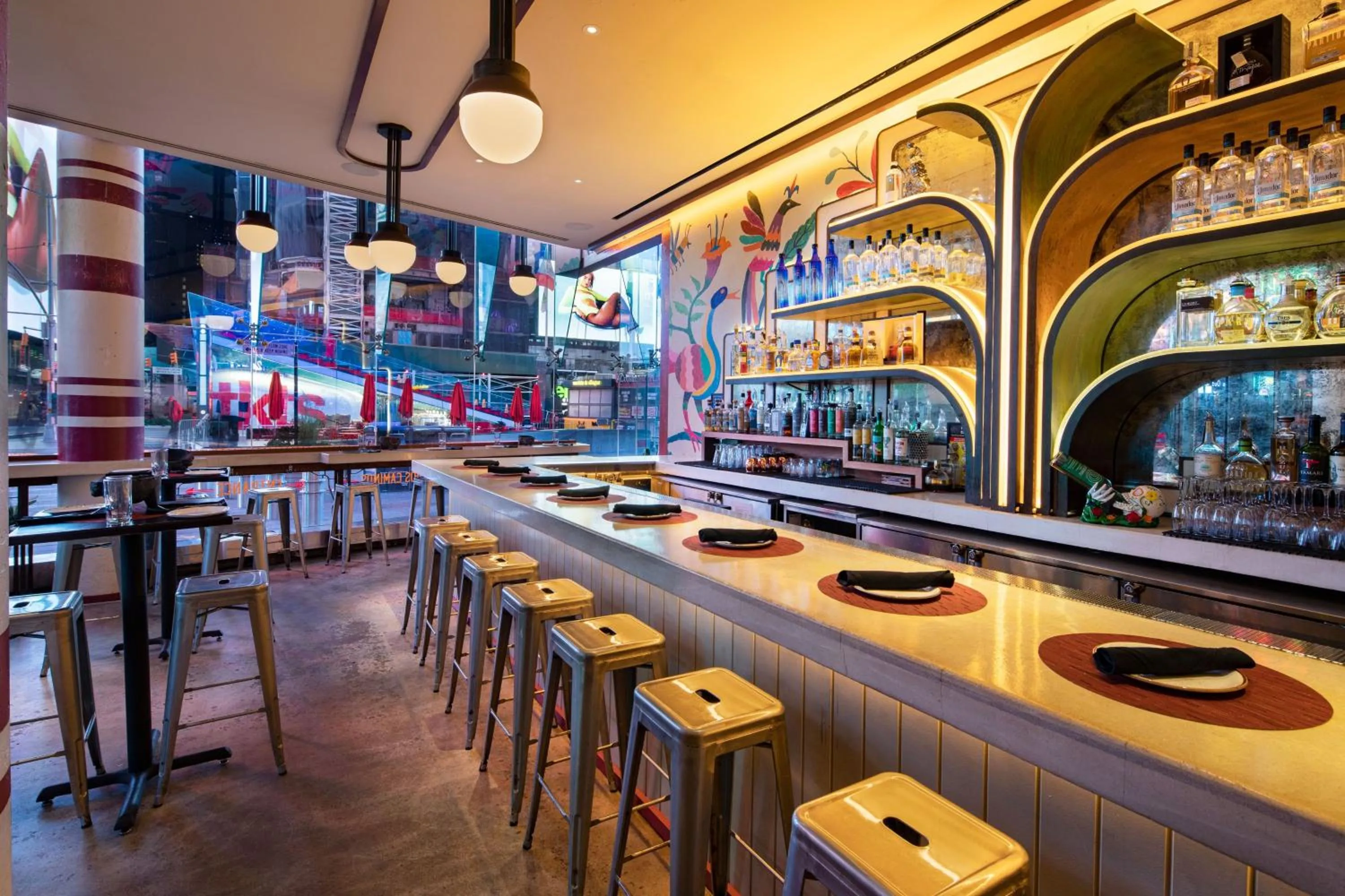 Restaurant/places to eat in W New York - Times Square