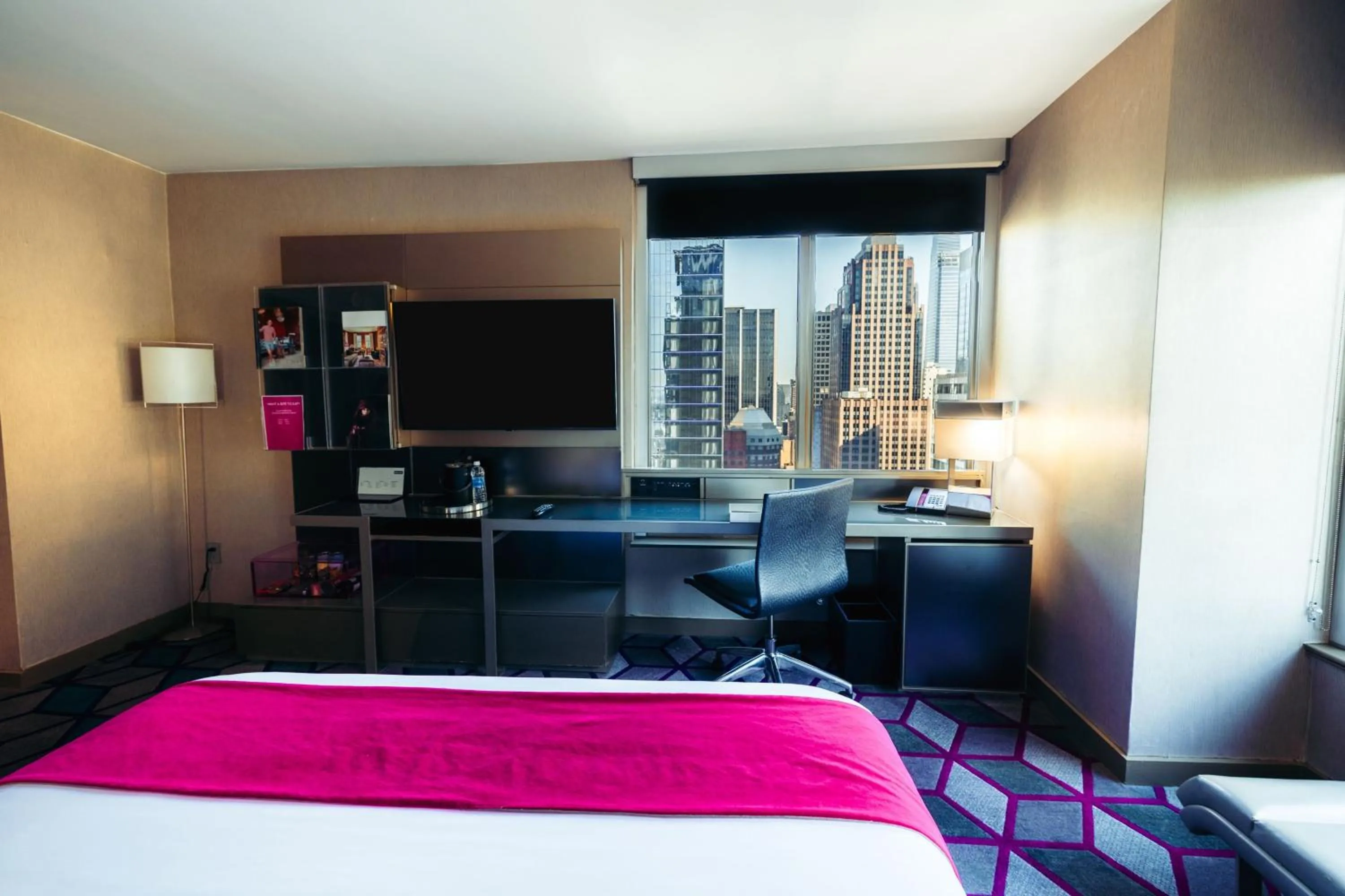 Photo of the whole room, Bed in W New York - Times Square