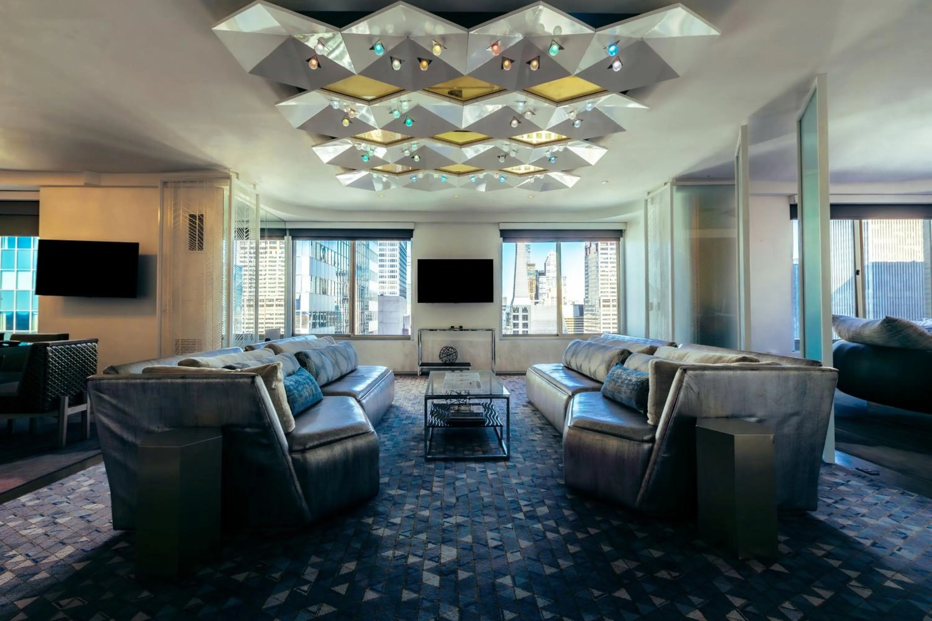 Photo of the whole room in W New York - Times Square