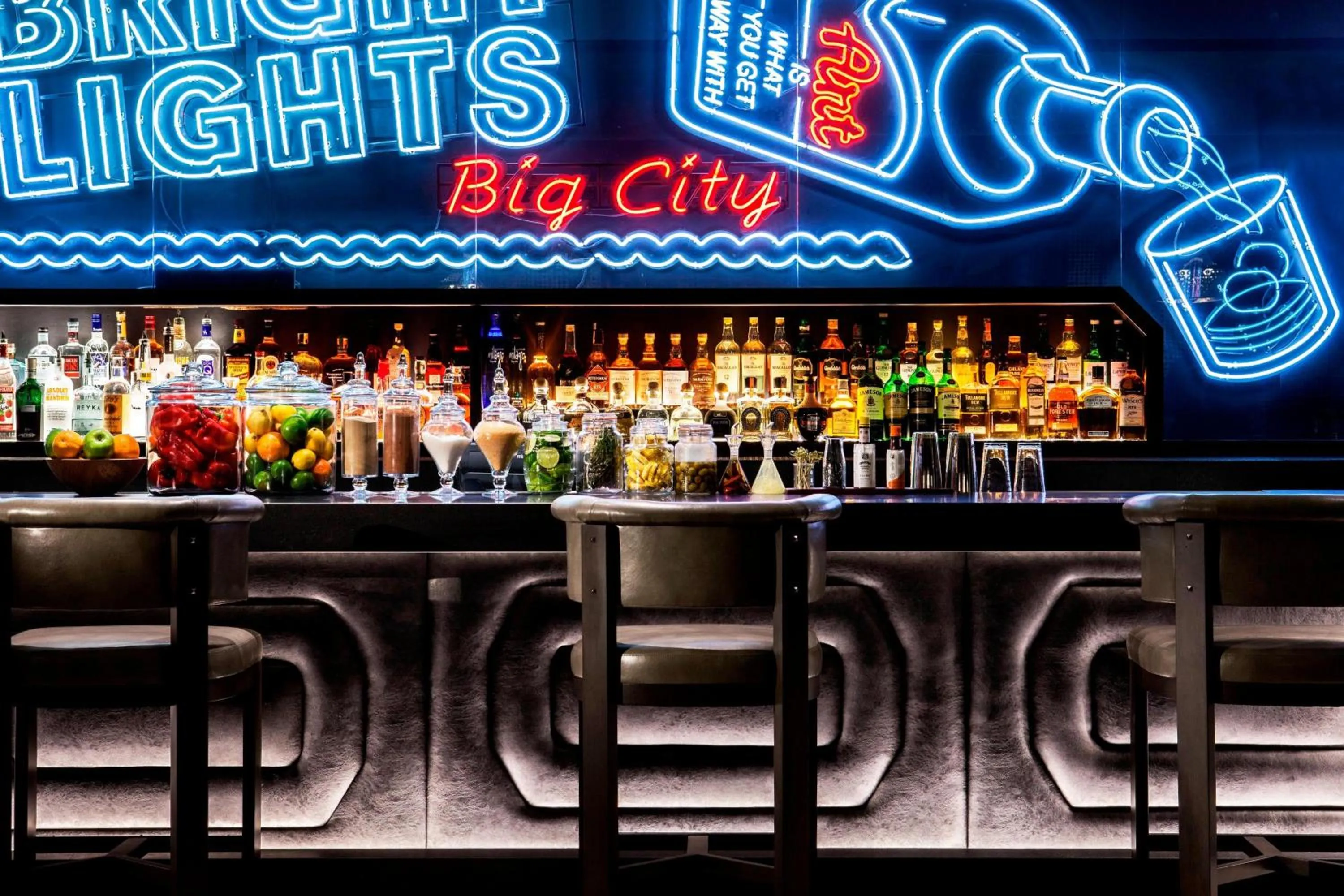 Living room in W New York - Times Square