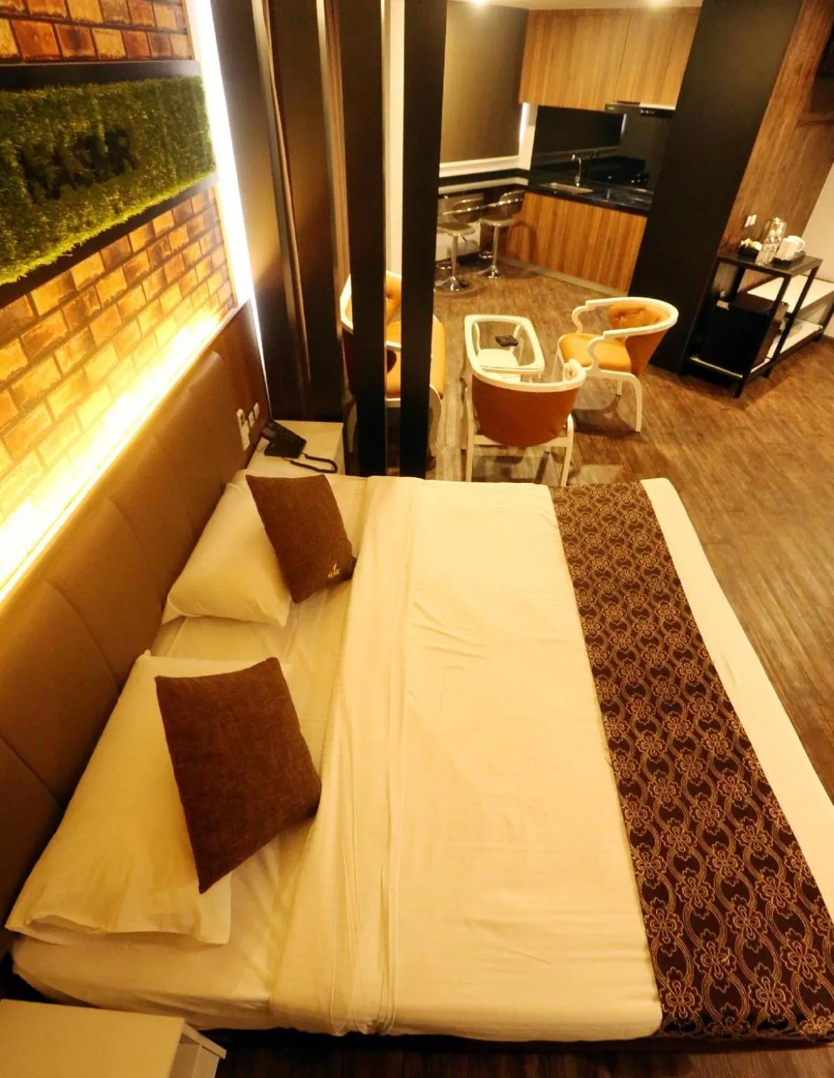 Bed in Golden Nasmir Hotel