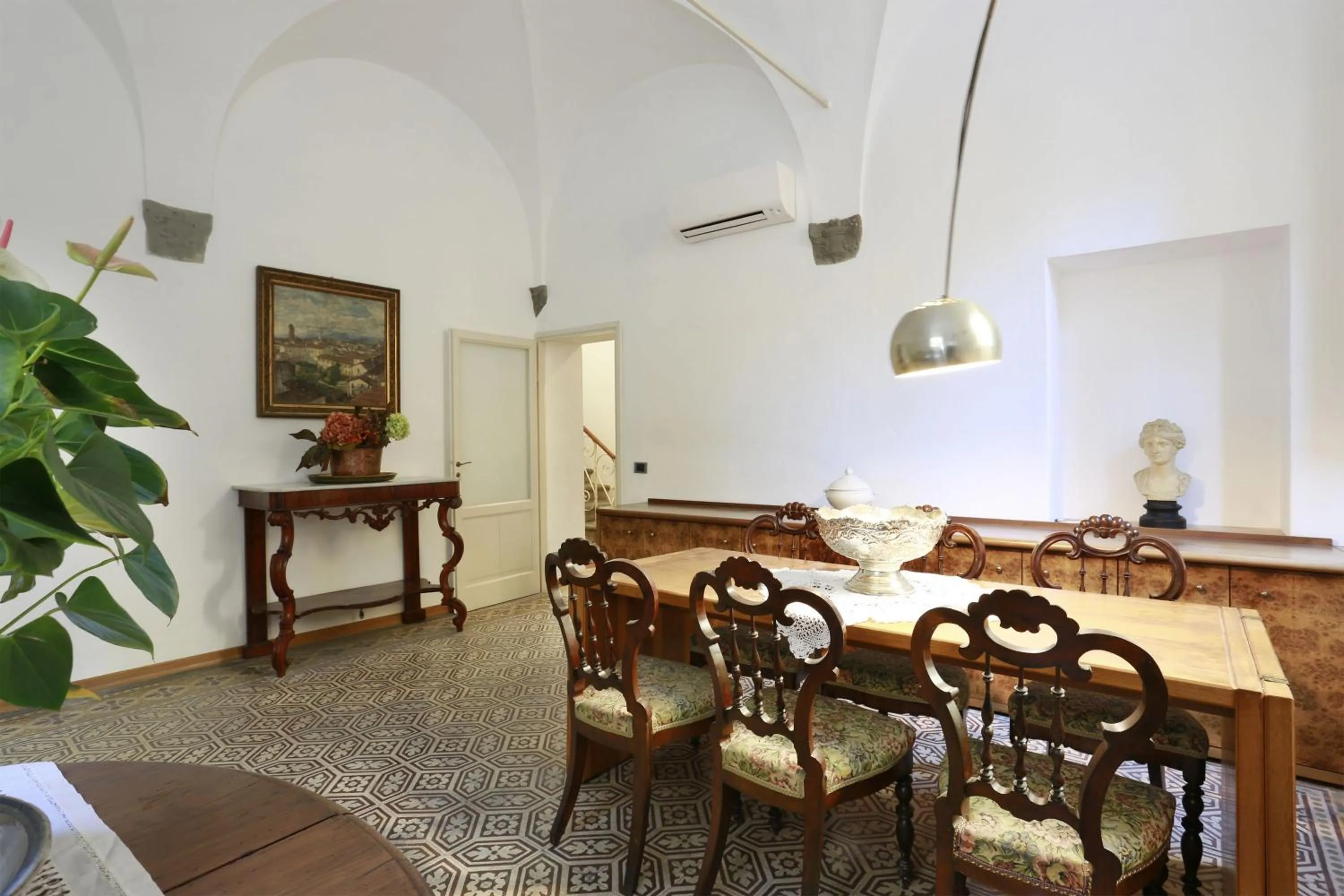 Communal lounge/ TV room in B&b Pergola House