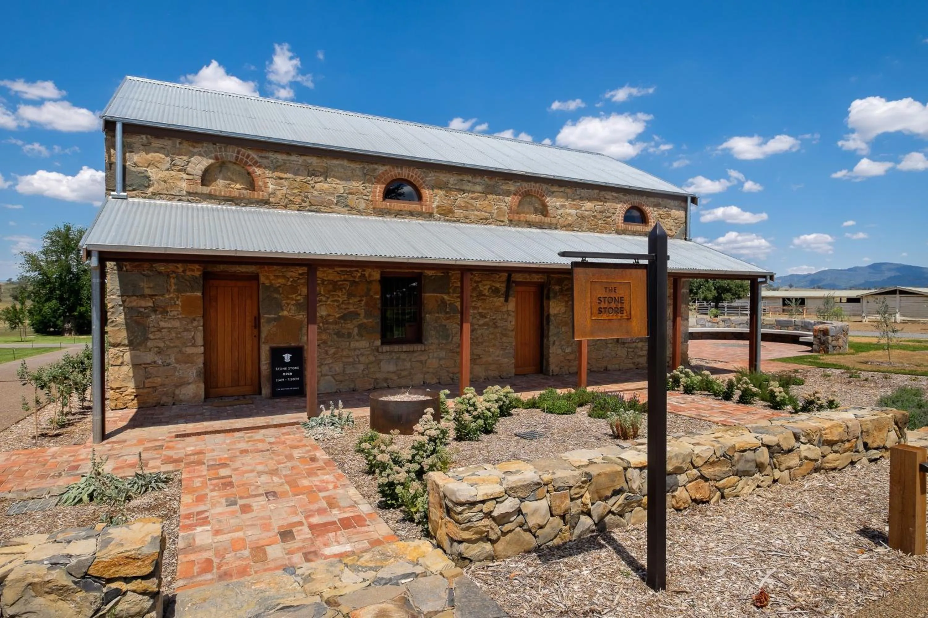 Goonoo Goonoo Station