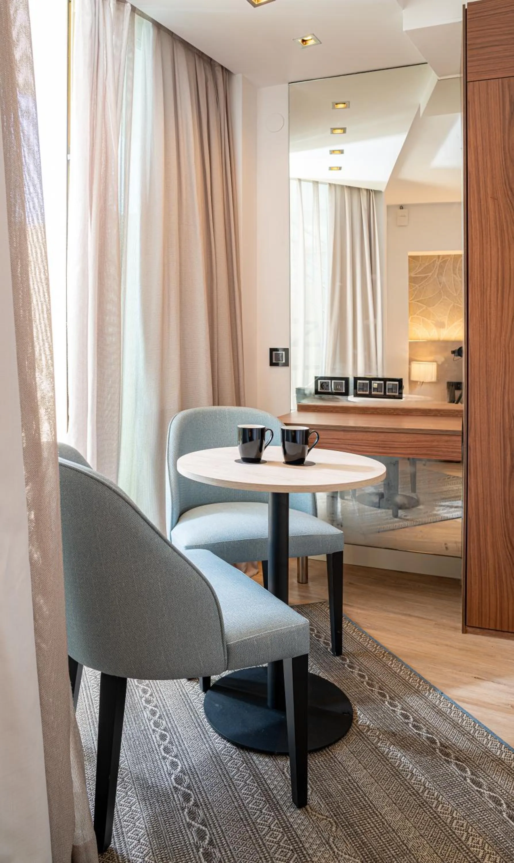 Decorative detail in Sir Anthony