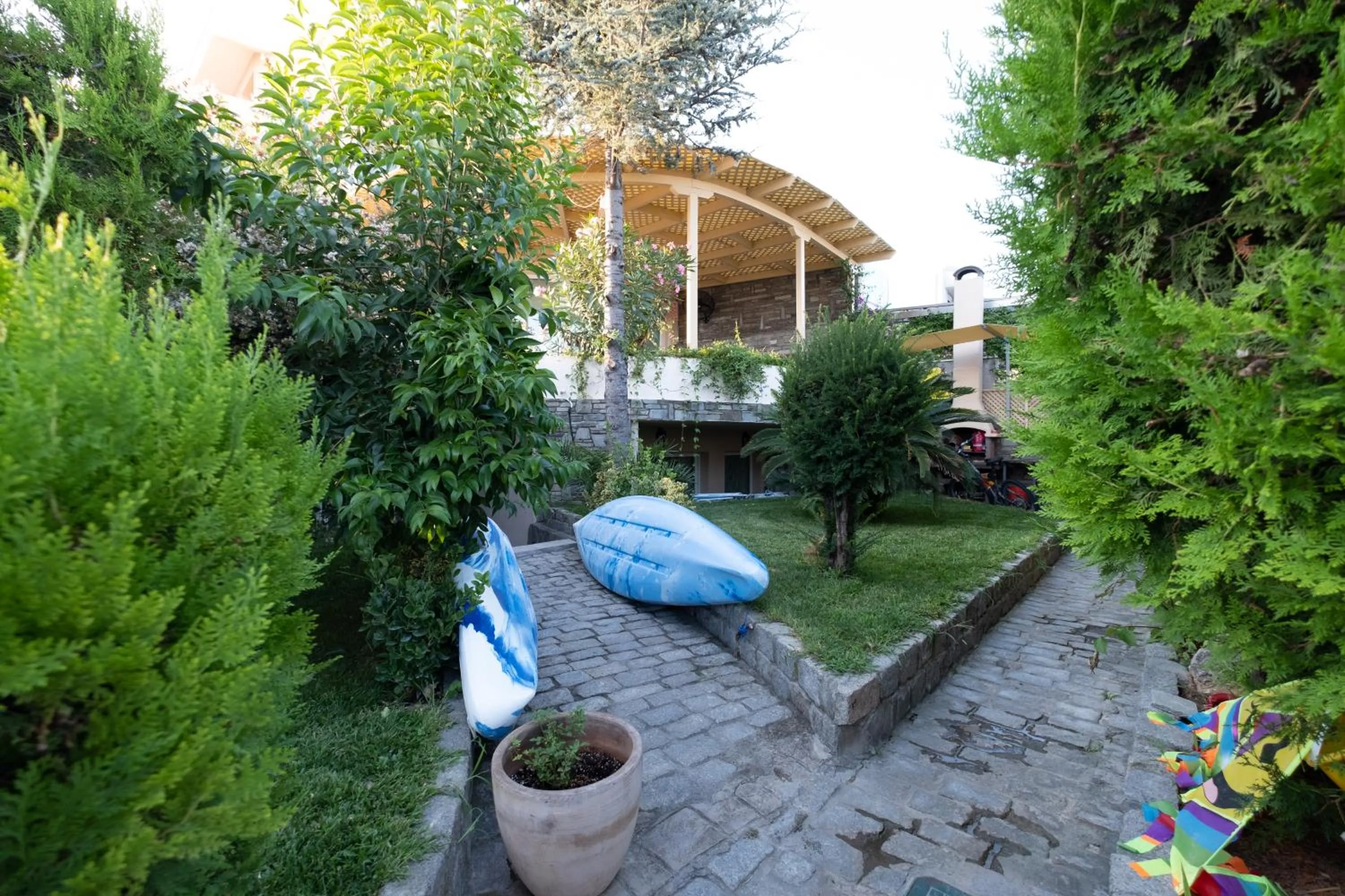 Canoeing in Blue Crystal Villa