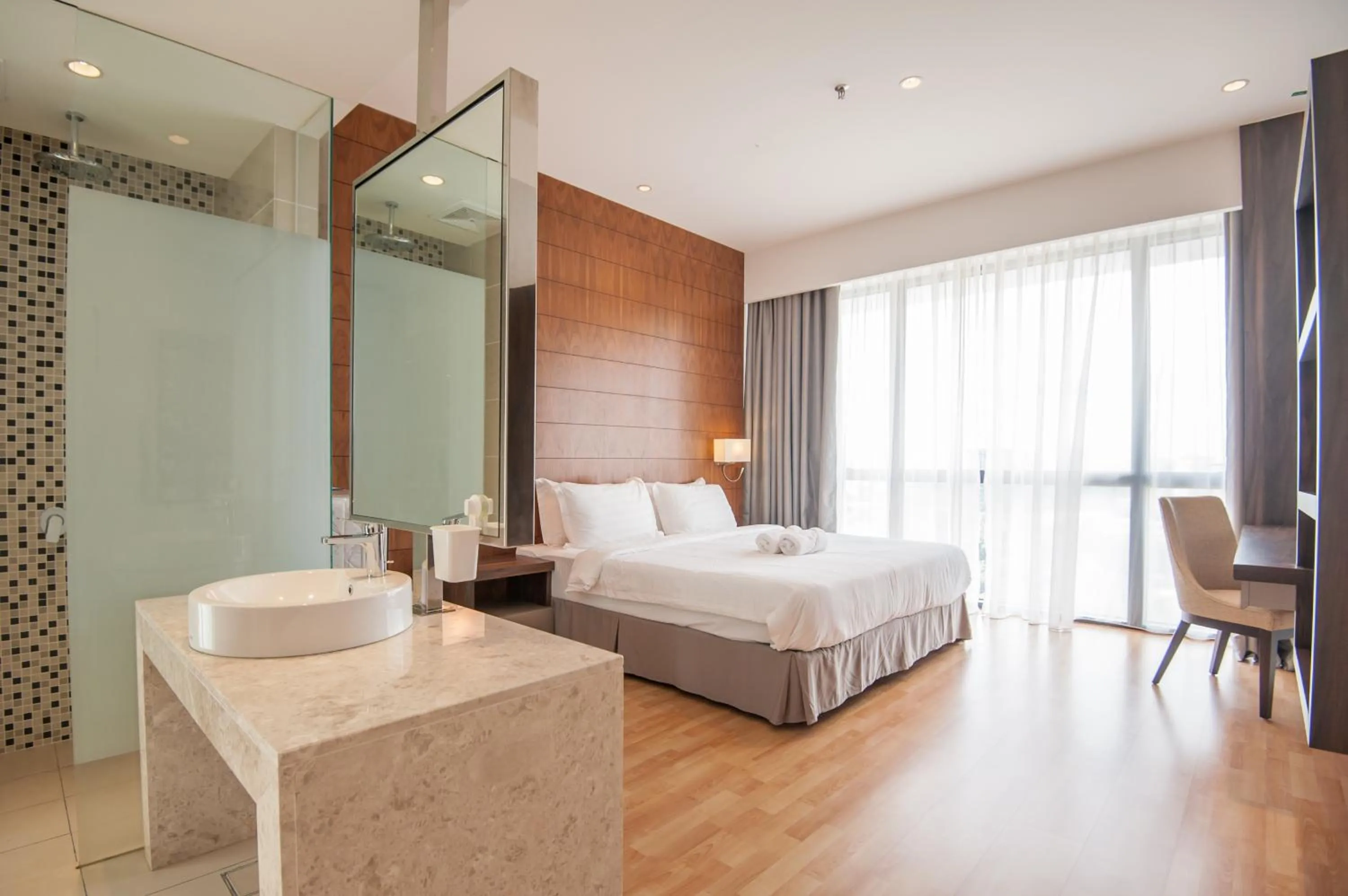 Bed in D'Majestic Place by Widebed