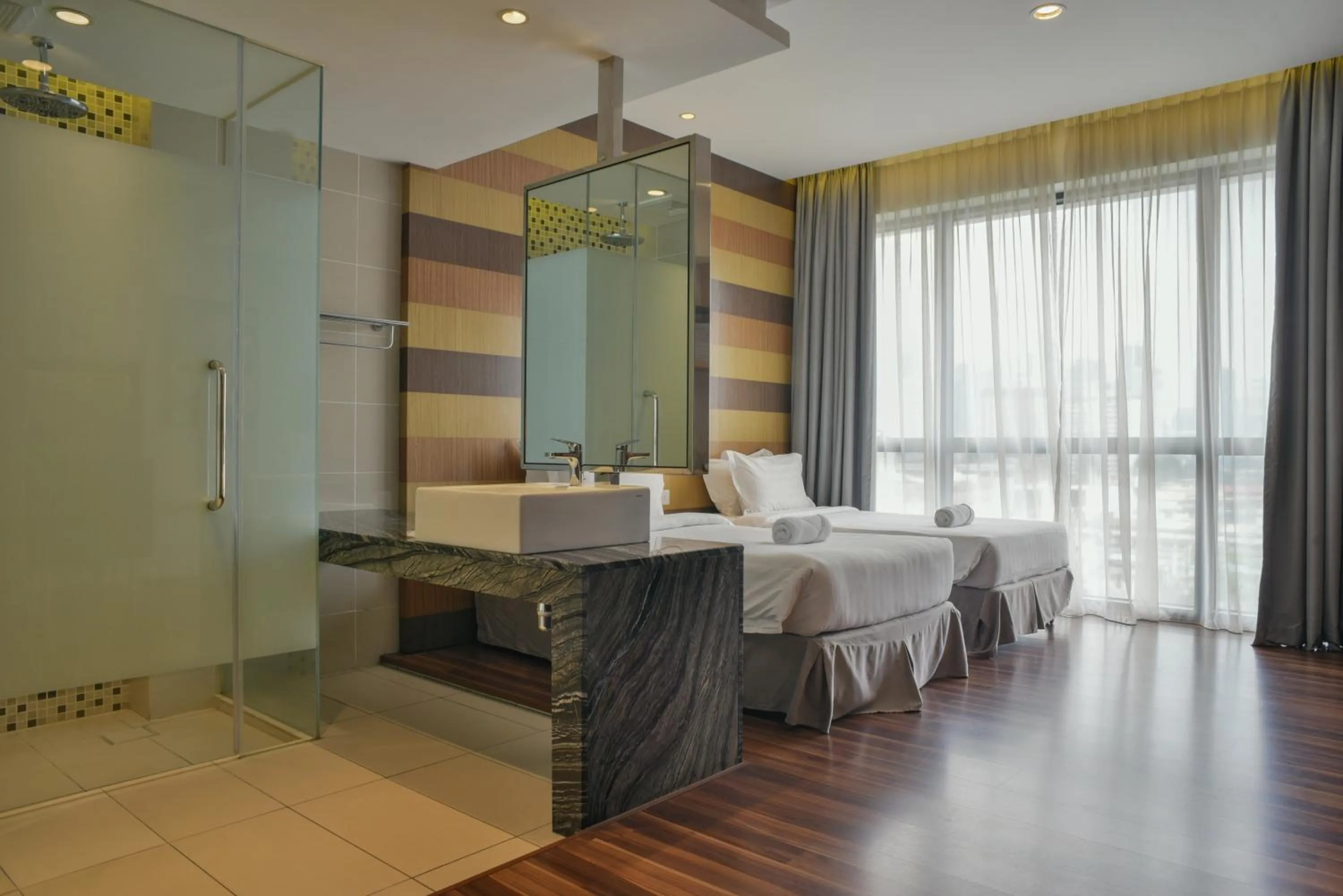 Bed in D'Majestic Place by Widebed