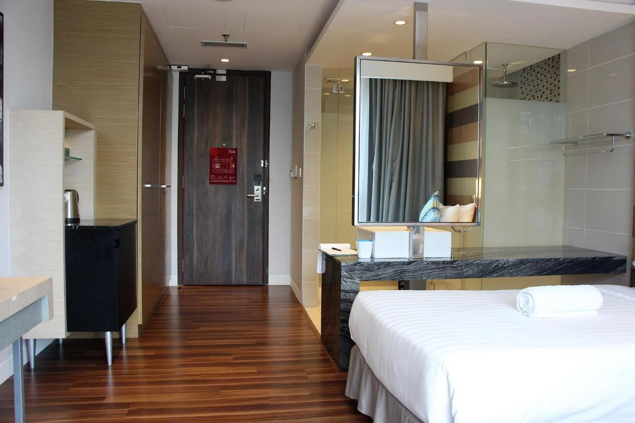 Bed in D'Majestic Place by Widebed