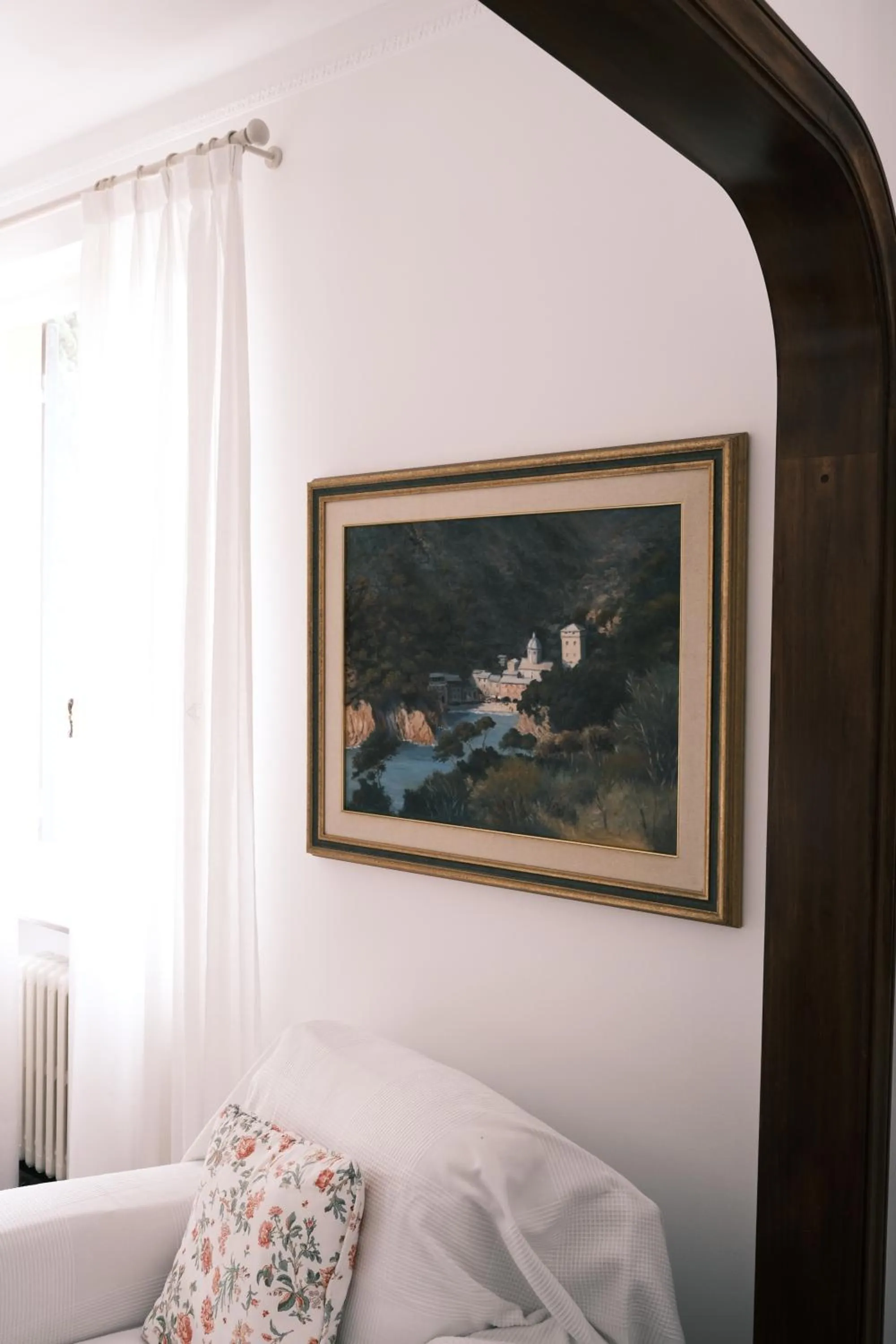 Living room, Bed in Turchino Apartment & Terrazza della Luisa by PortofinoVacanze