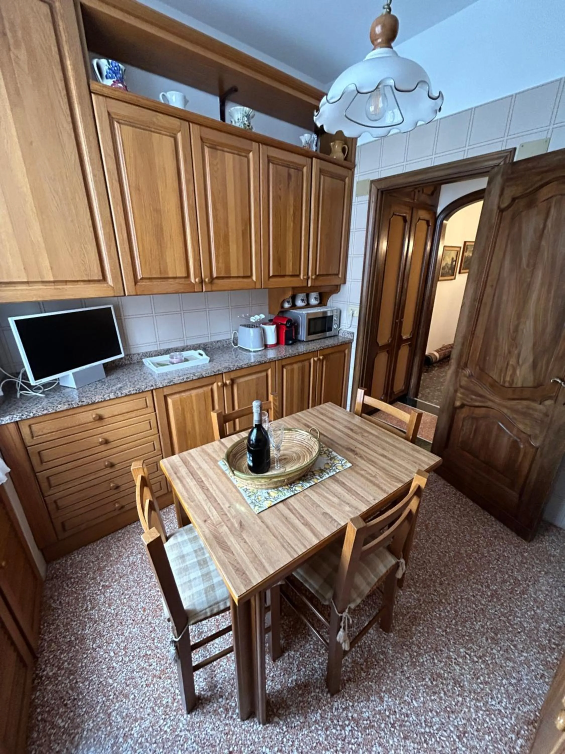 Kitchen or kitchenette in Turchino Apartment & Terrazza della Luisa by PortofinoVacanze