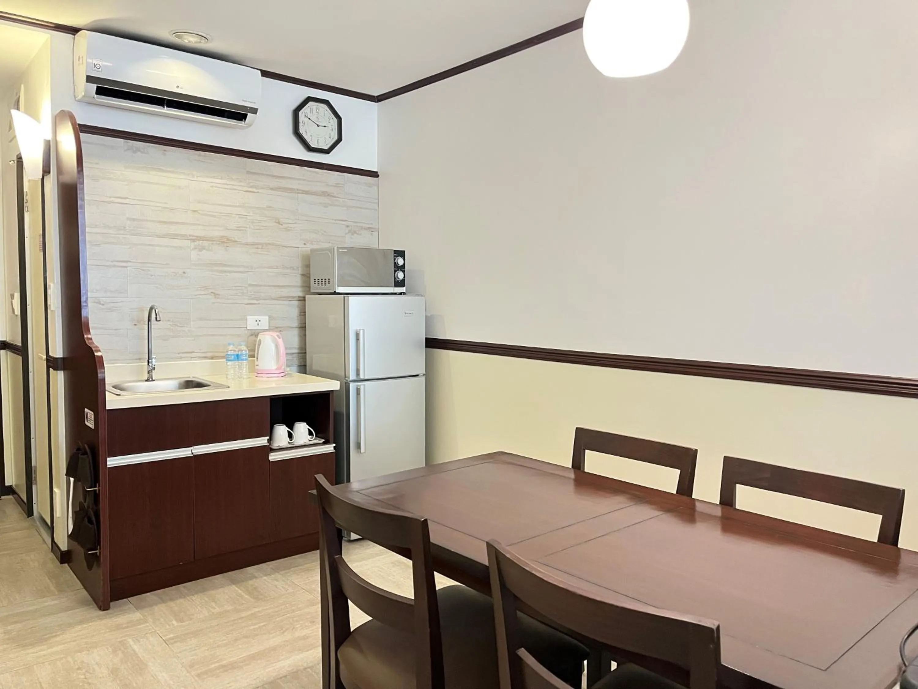 kitchen in Toyoko Inn Cebu