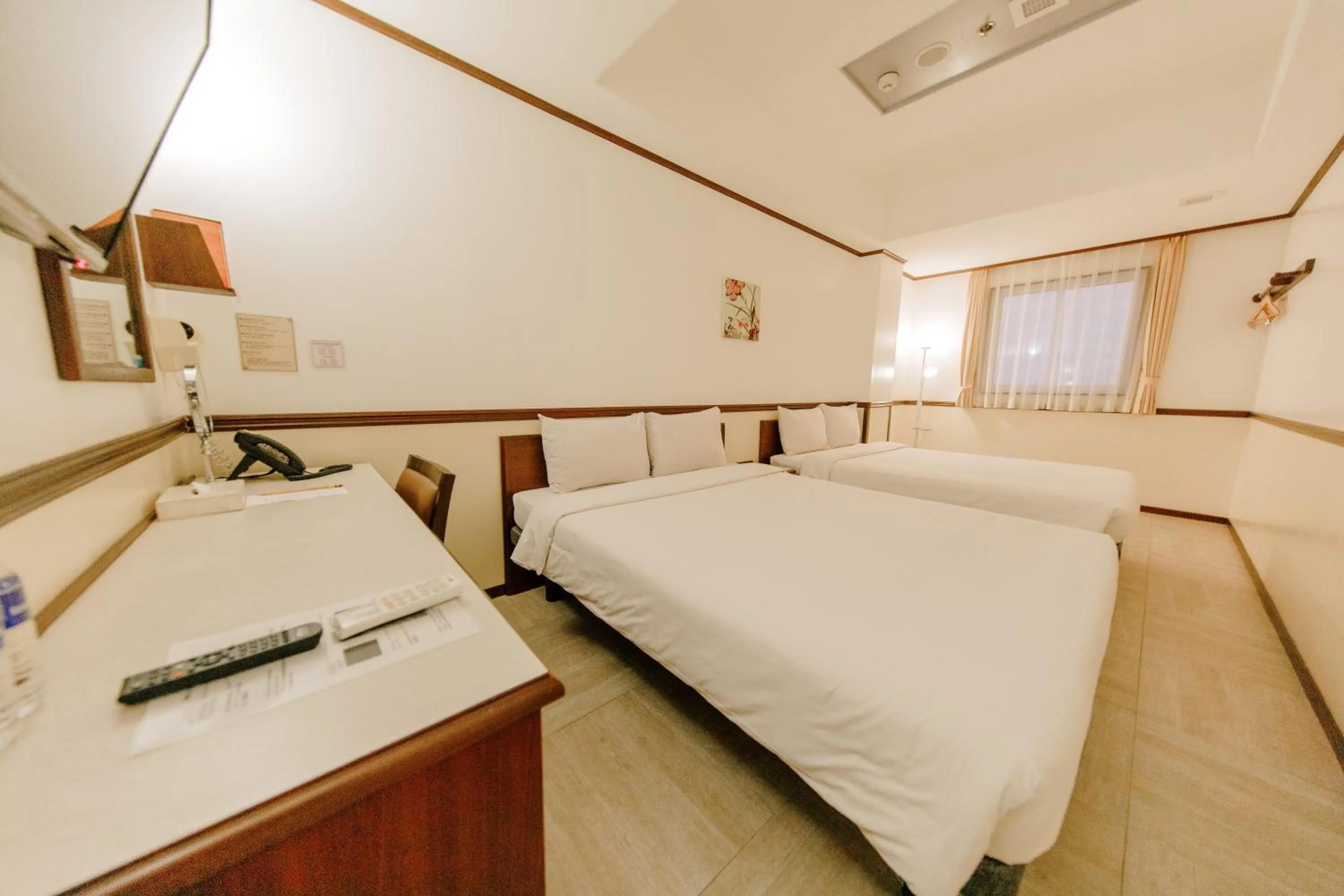 Bedroom, Bed in Toyoko Inn Cebu