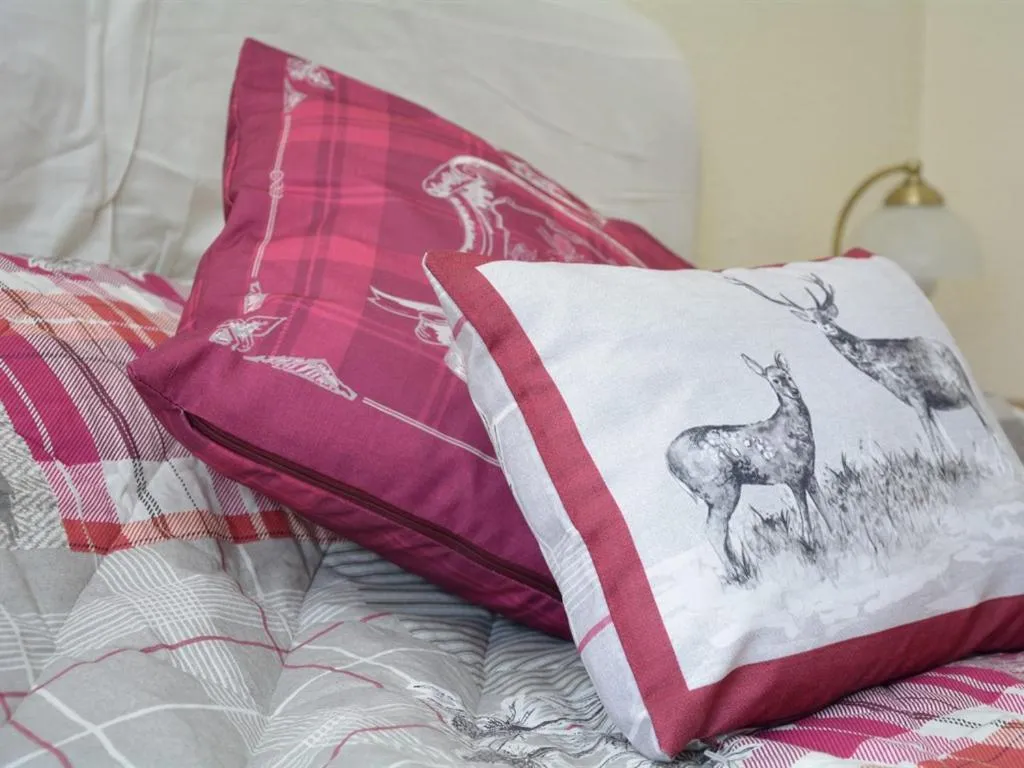 Bedroom, Bed in Laburnum Cottage Guest House
