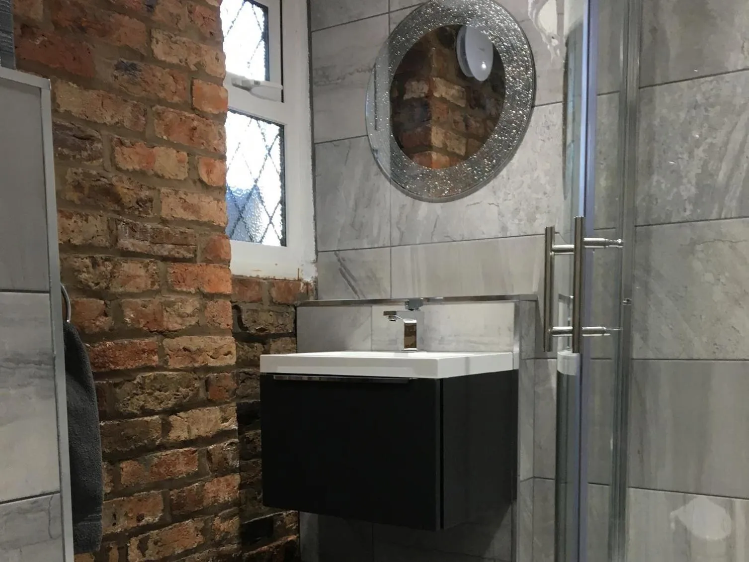 Bathroom in Laburnum Cottage Guest House
