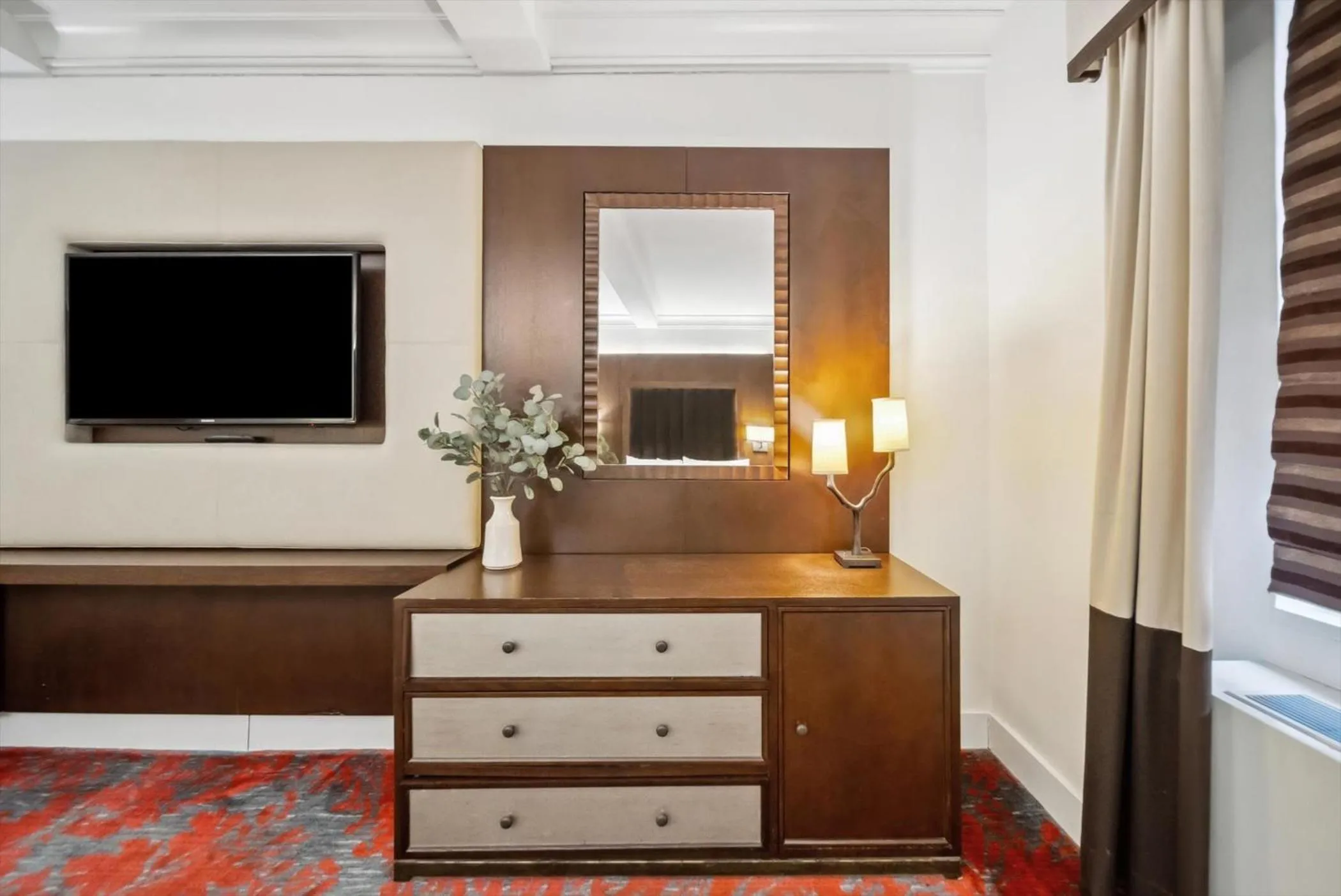 TV and multimedia in Tuscany by LuxUrban