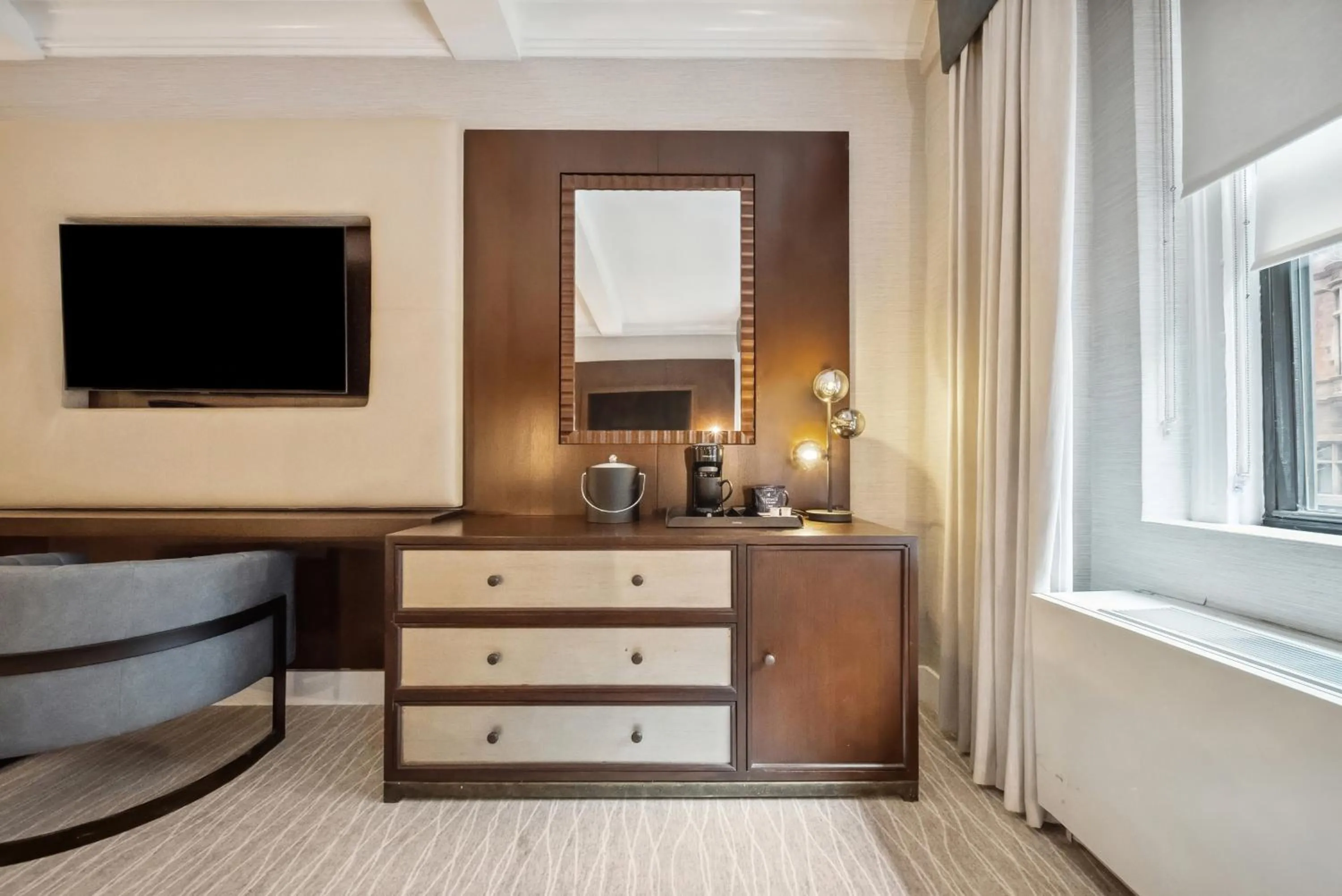 TV and multimedia in Tuscany by LuxUrban