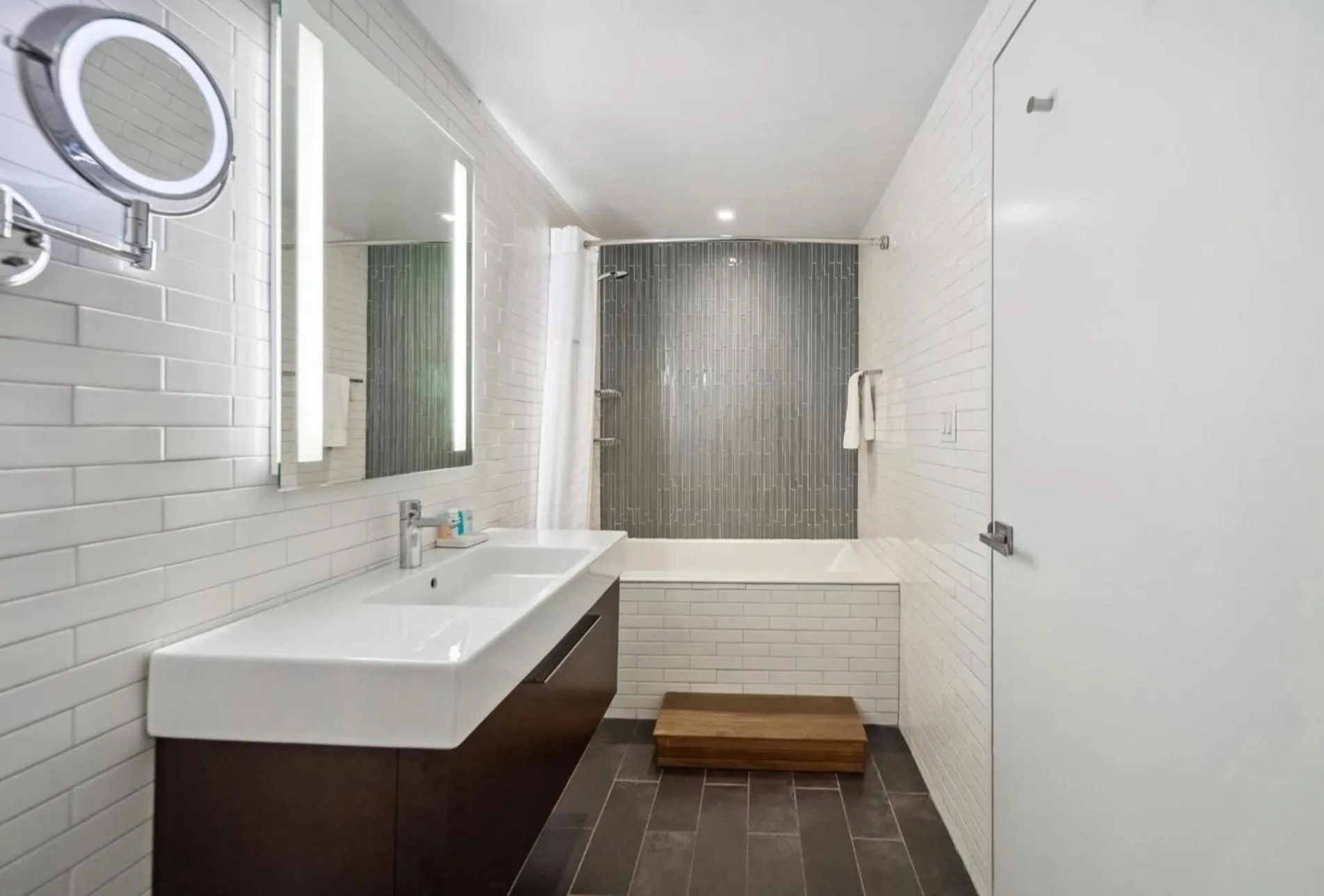 Bathroom in Tuscany by LuxUrban