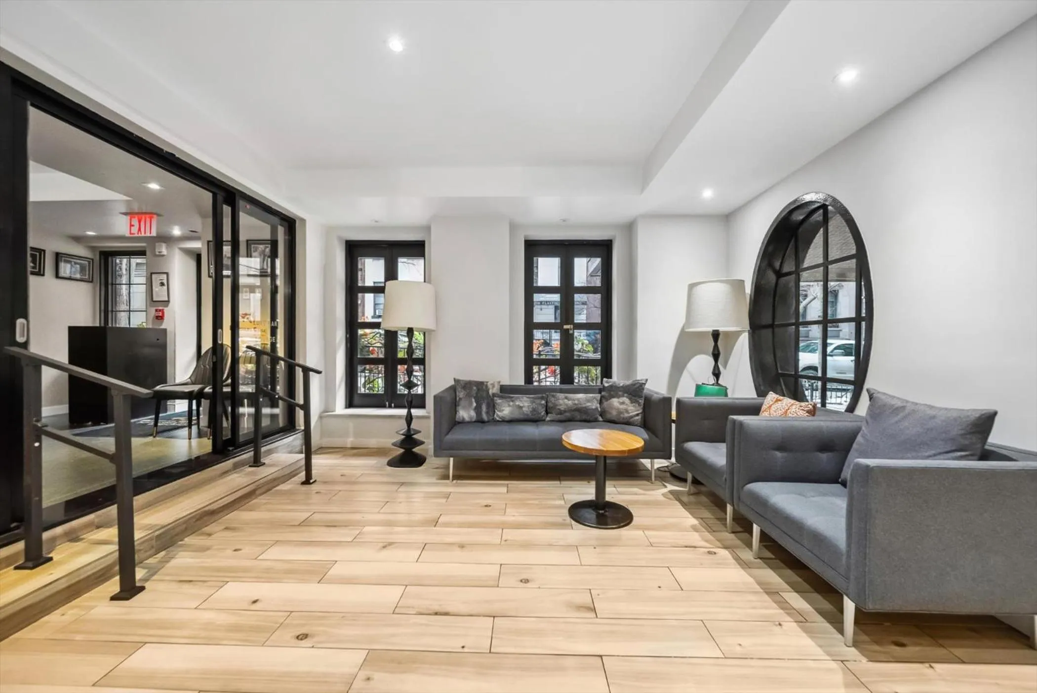 Lobby or reception in Tuscany by LuxUrban