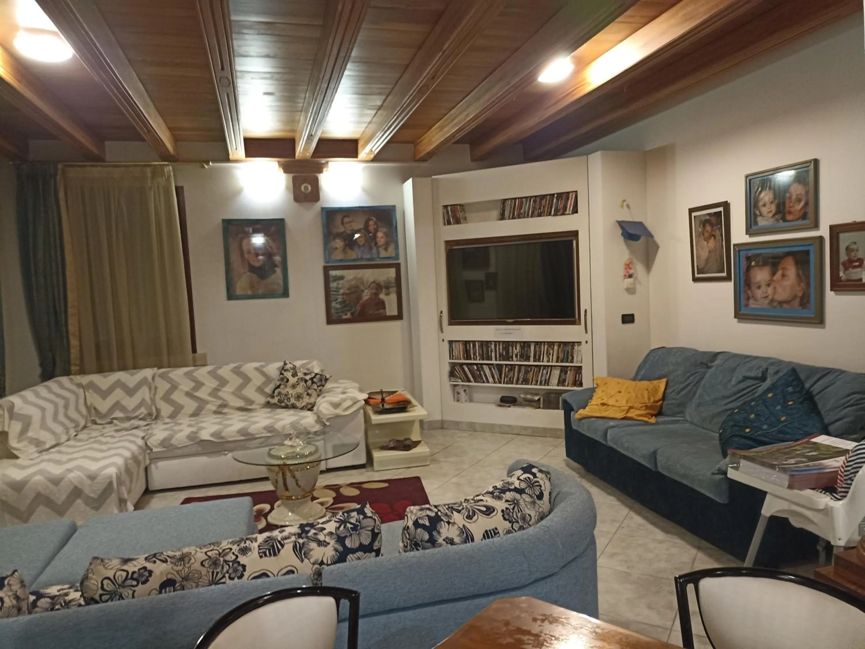 Living room in Villamoreno