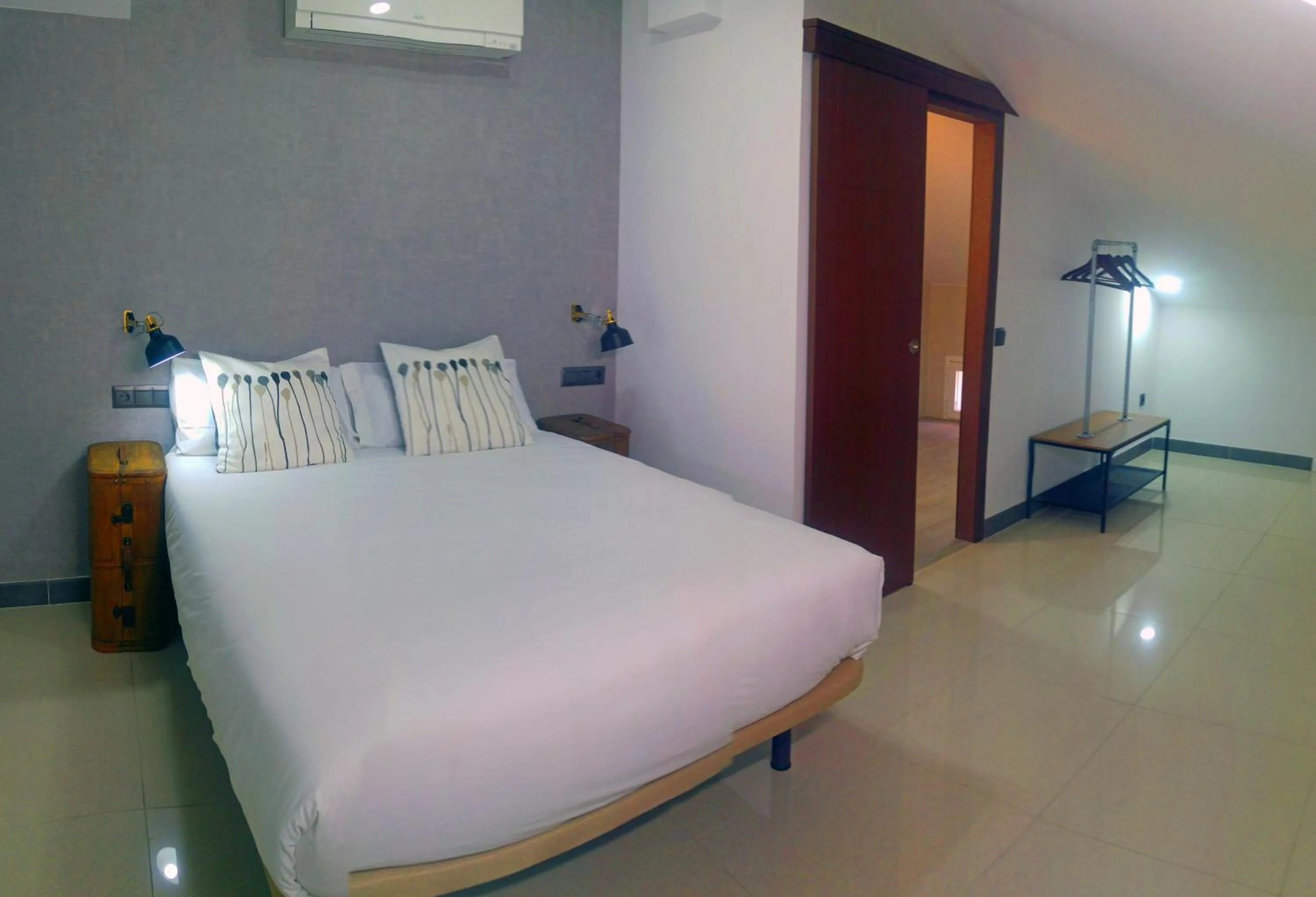 Other, Bed in The Lights City Rooms