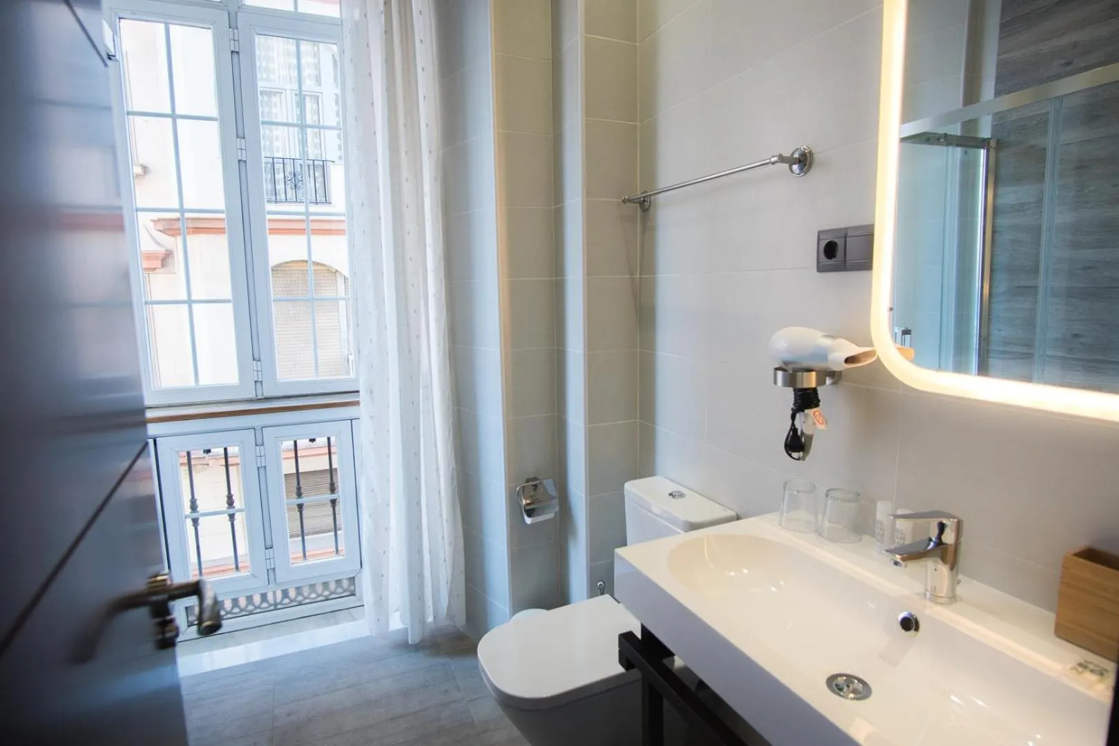 Toilet in The Lights City Rooms