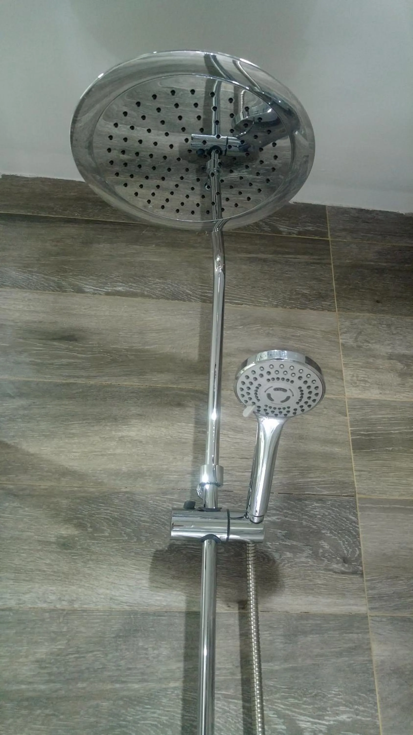 Shower in The Lights City Rooms