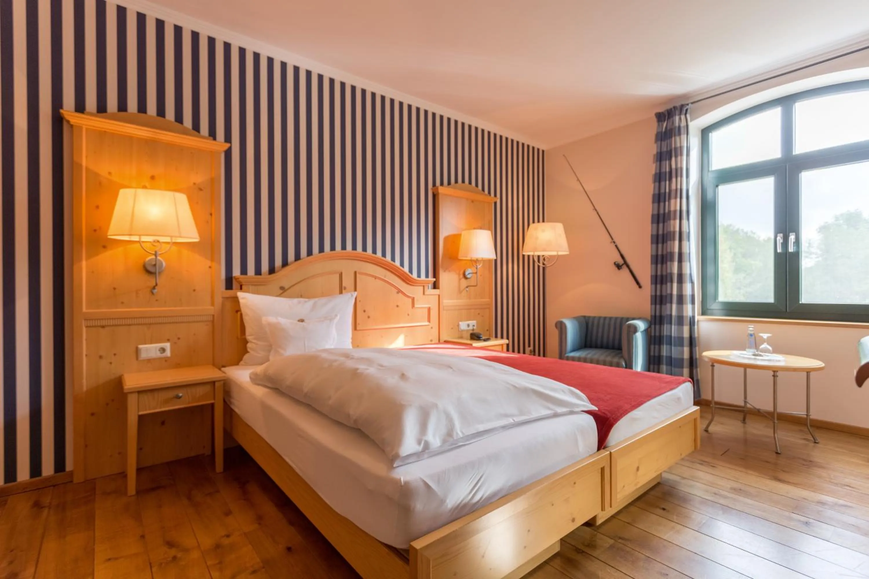 Photo of the whole room, Bed in Gasthaus Luthemuhle