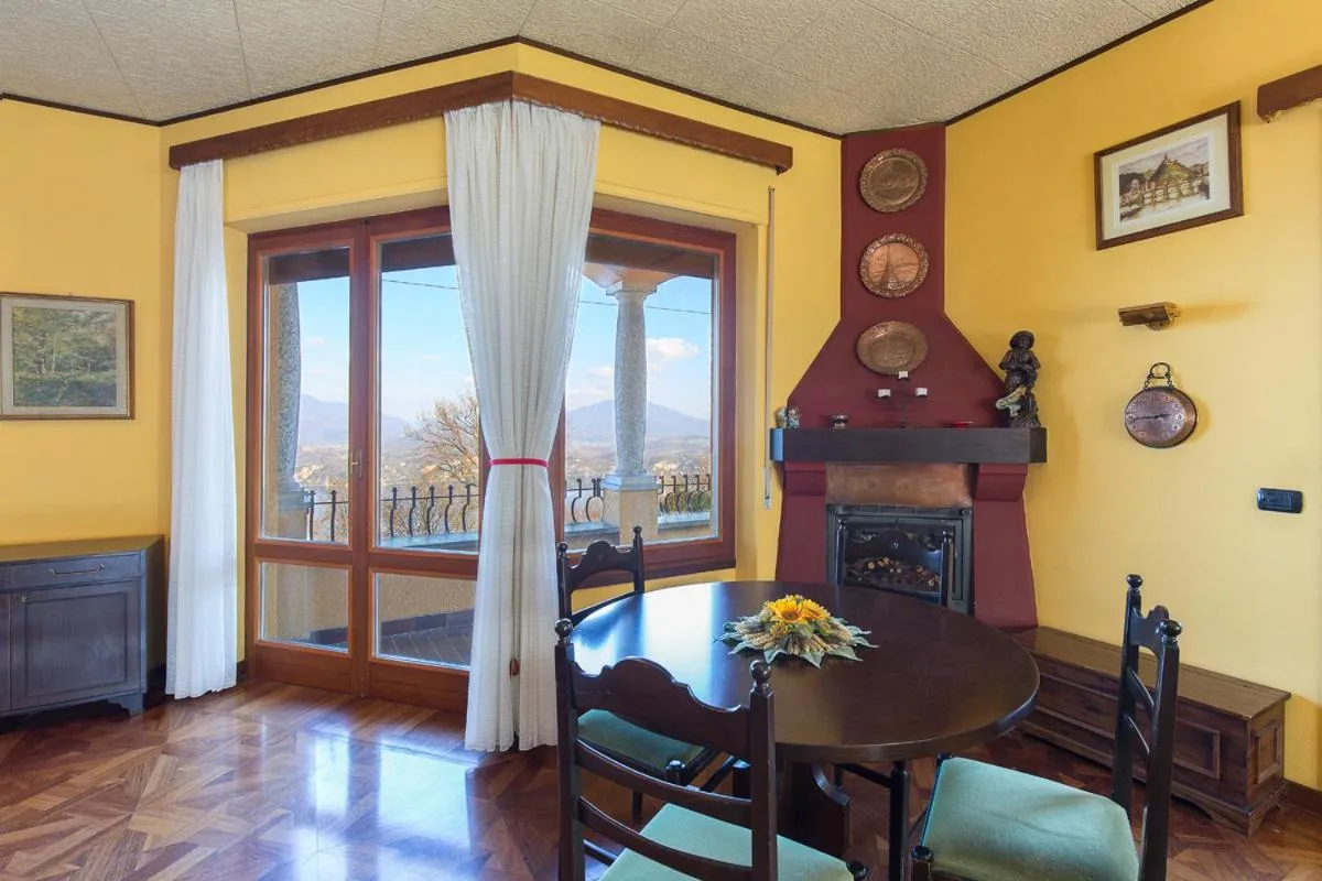 Living room in Villa Caterina by Impero House